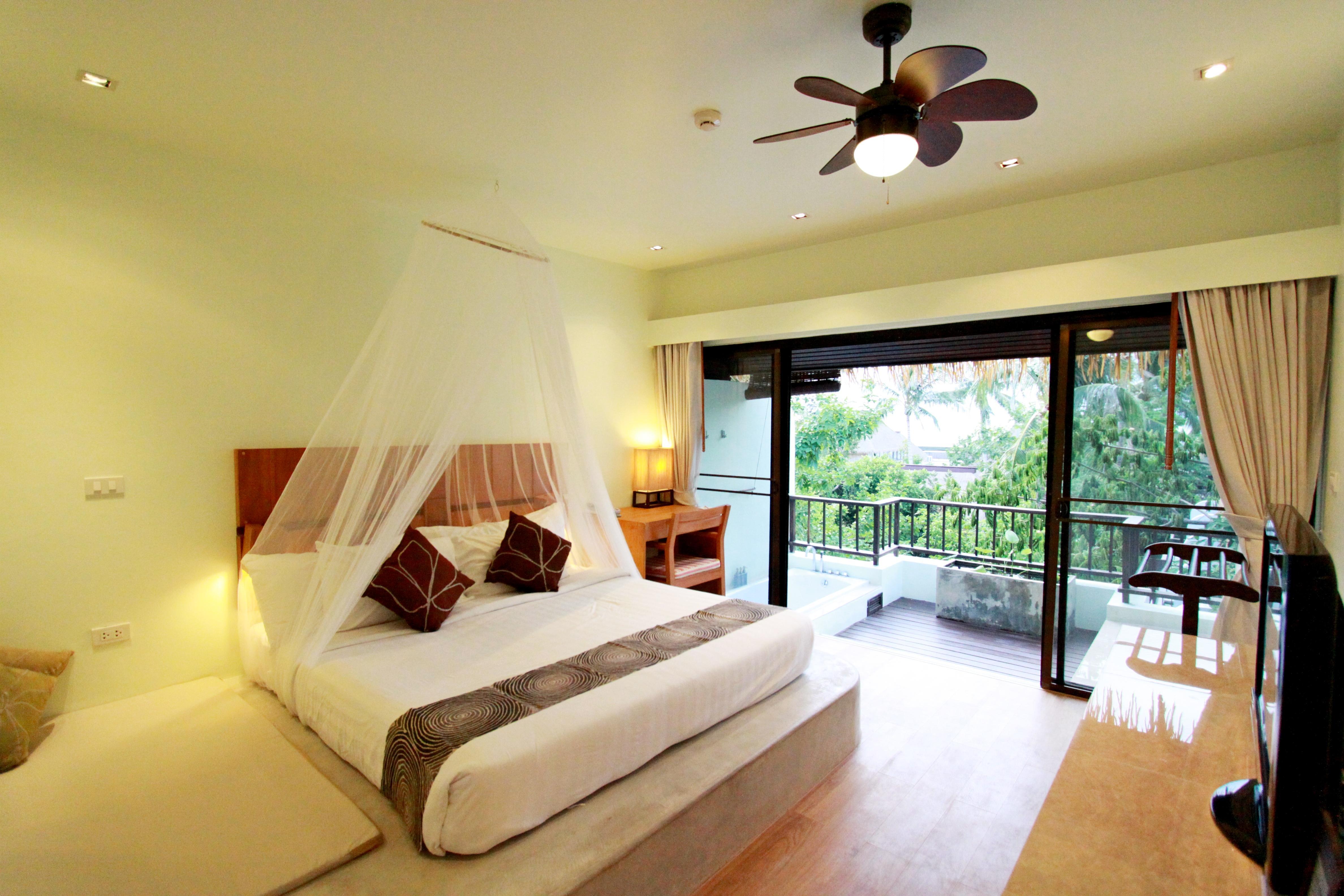 Resort Mimosa & 4*