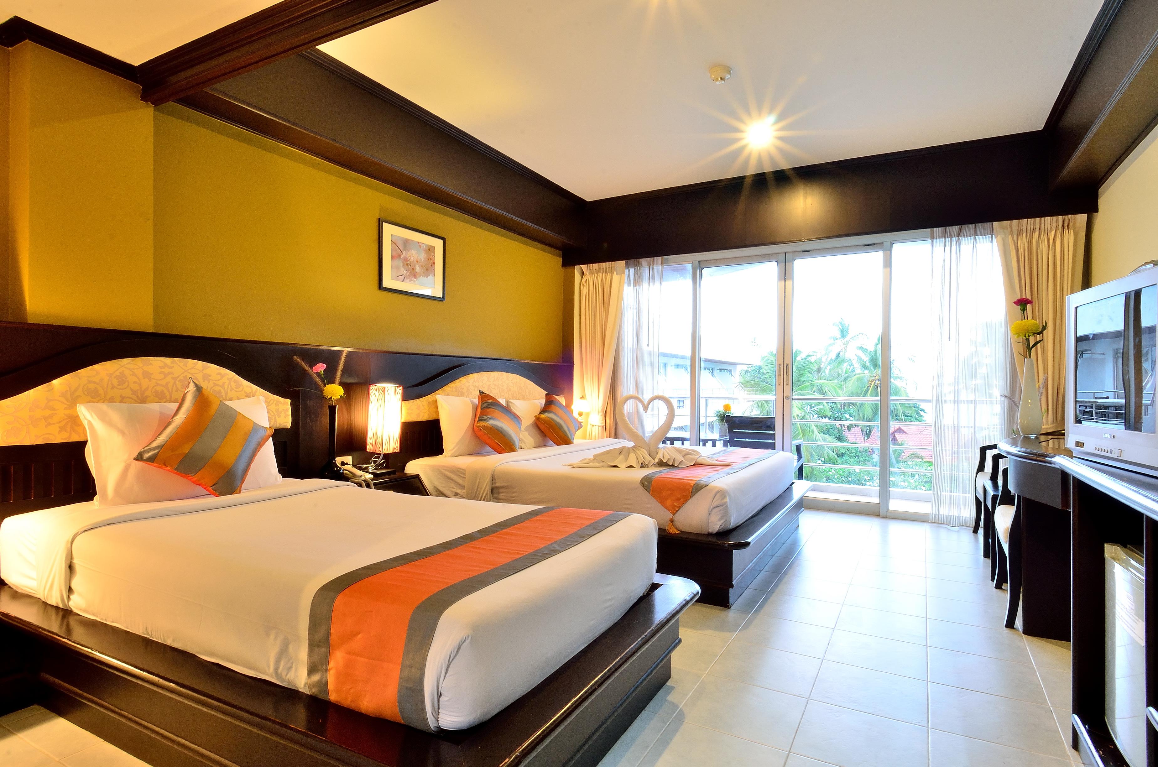 Samui First House Hotel 3*