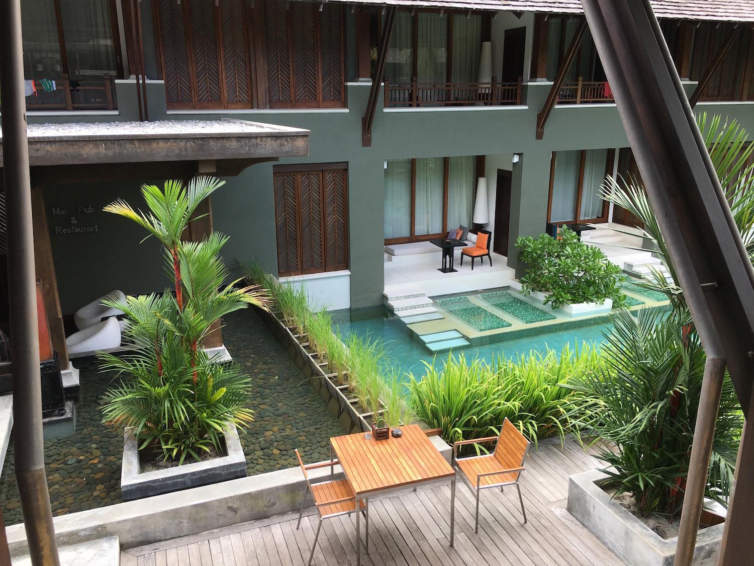 Mai Samui & - Sha 4*