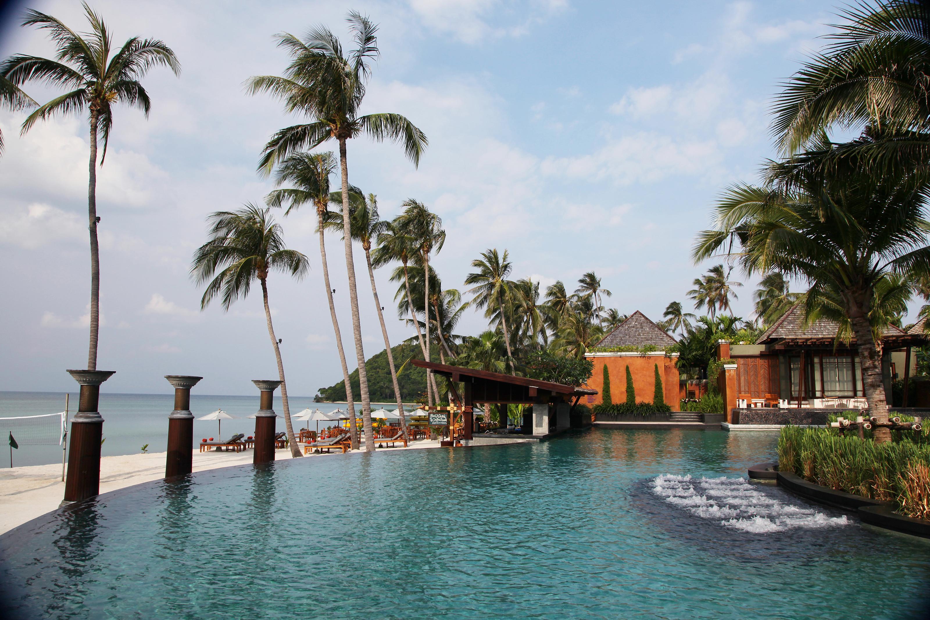 Mai Samui & - Sha 4*