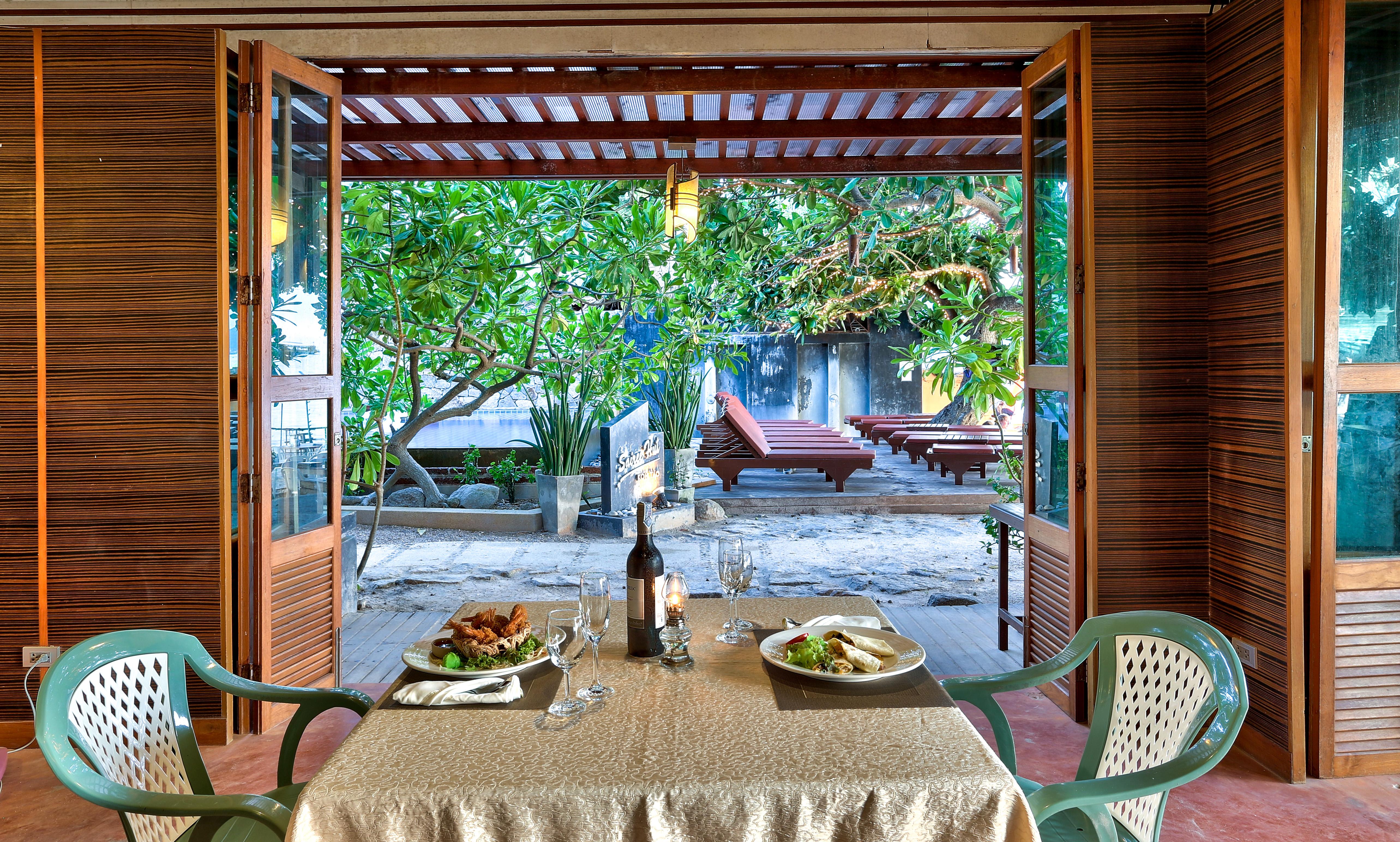 Sairee Hut