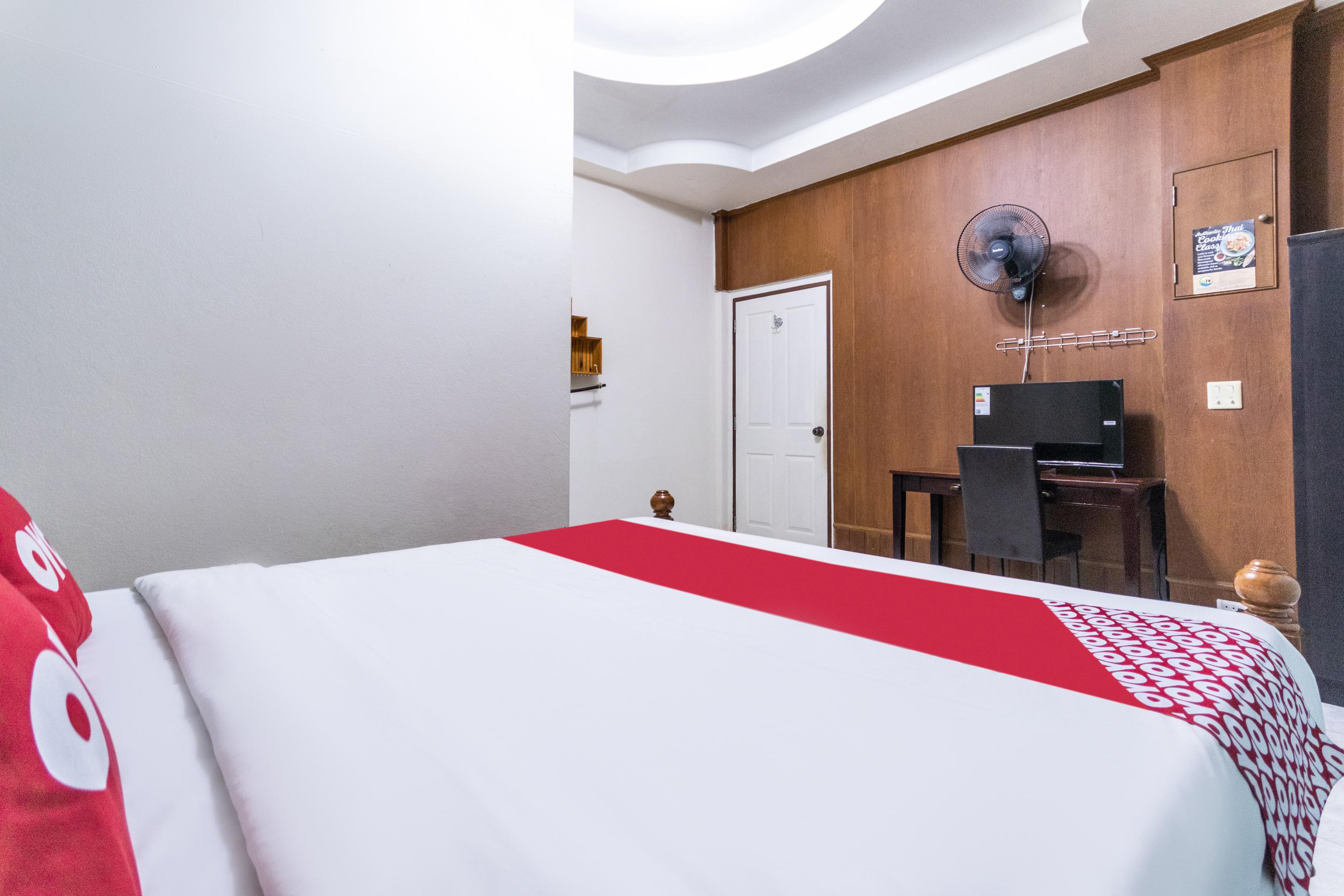 Hotel Oyo 75304 Riverside 3*
