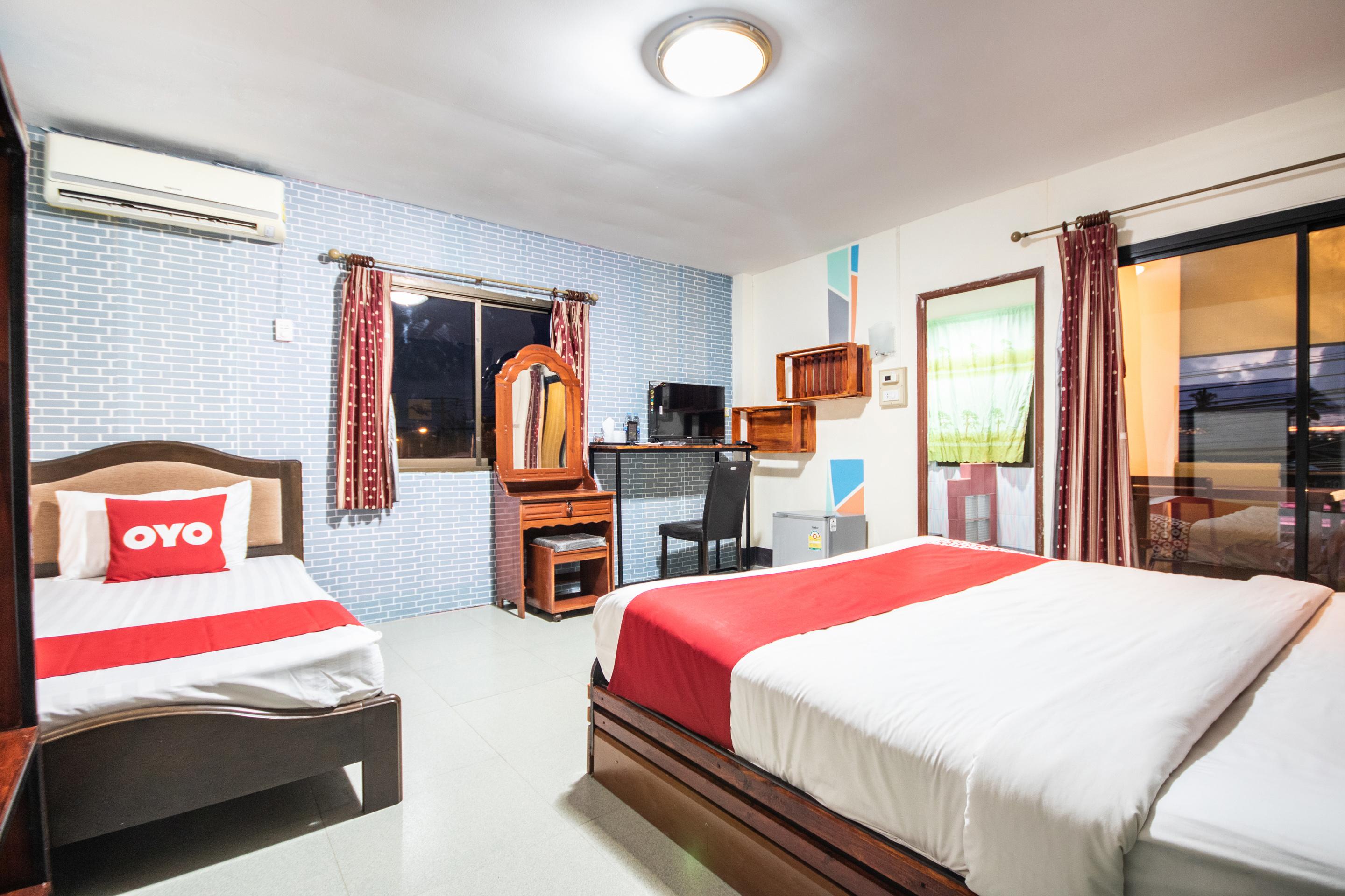 Oyo 75304 Riverside Hotel