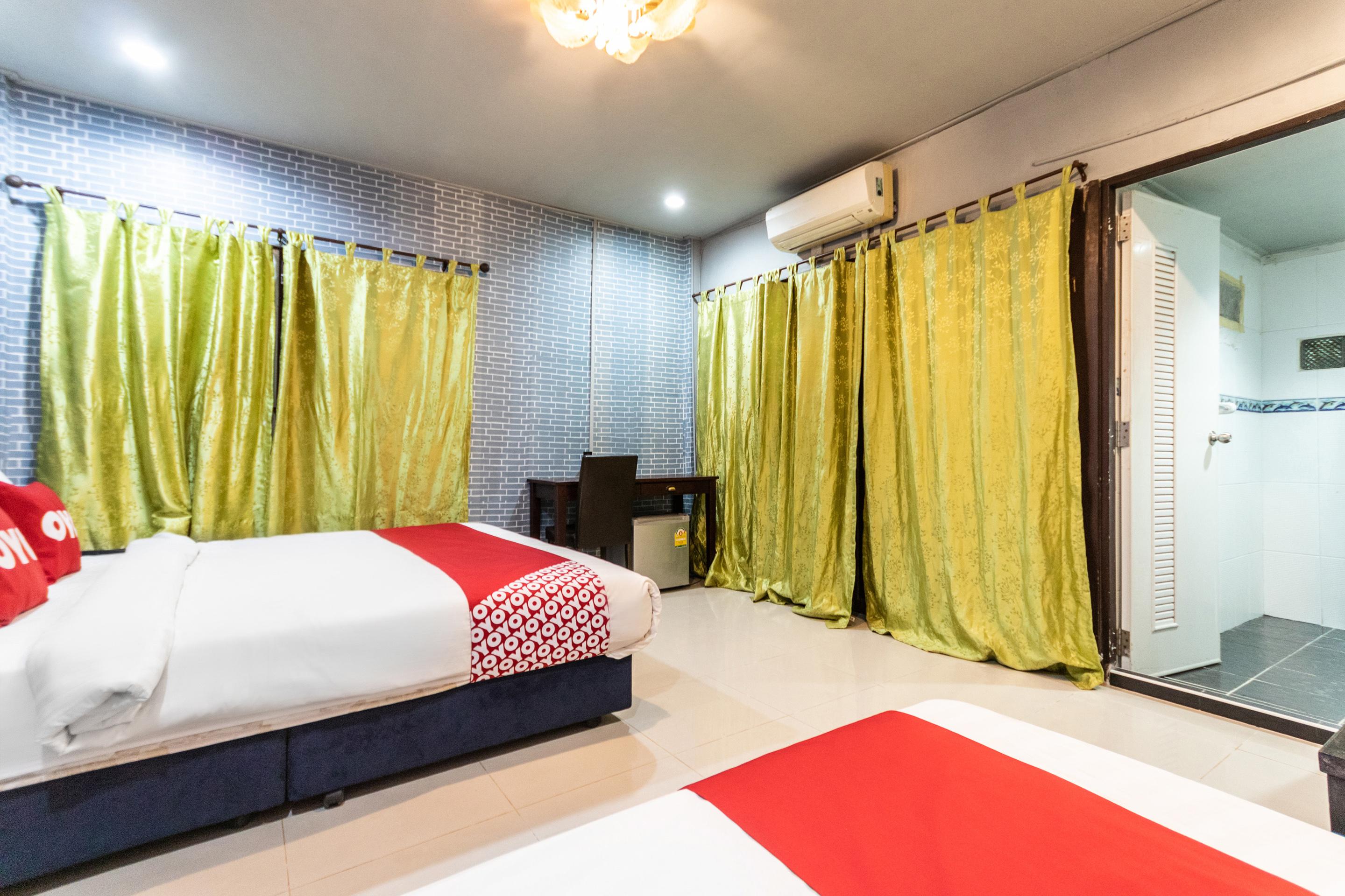 Oyo 75304 Riverside Hotel 3*