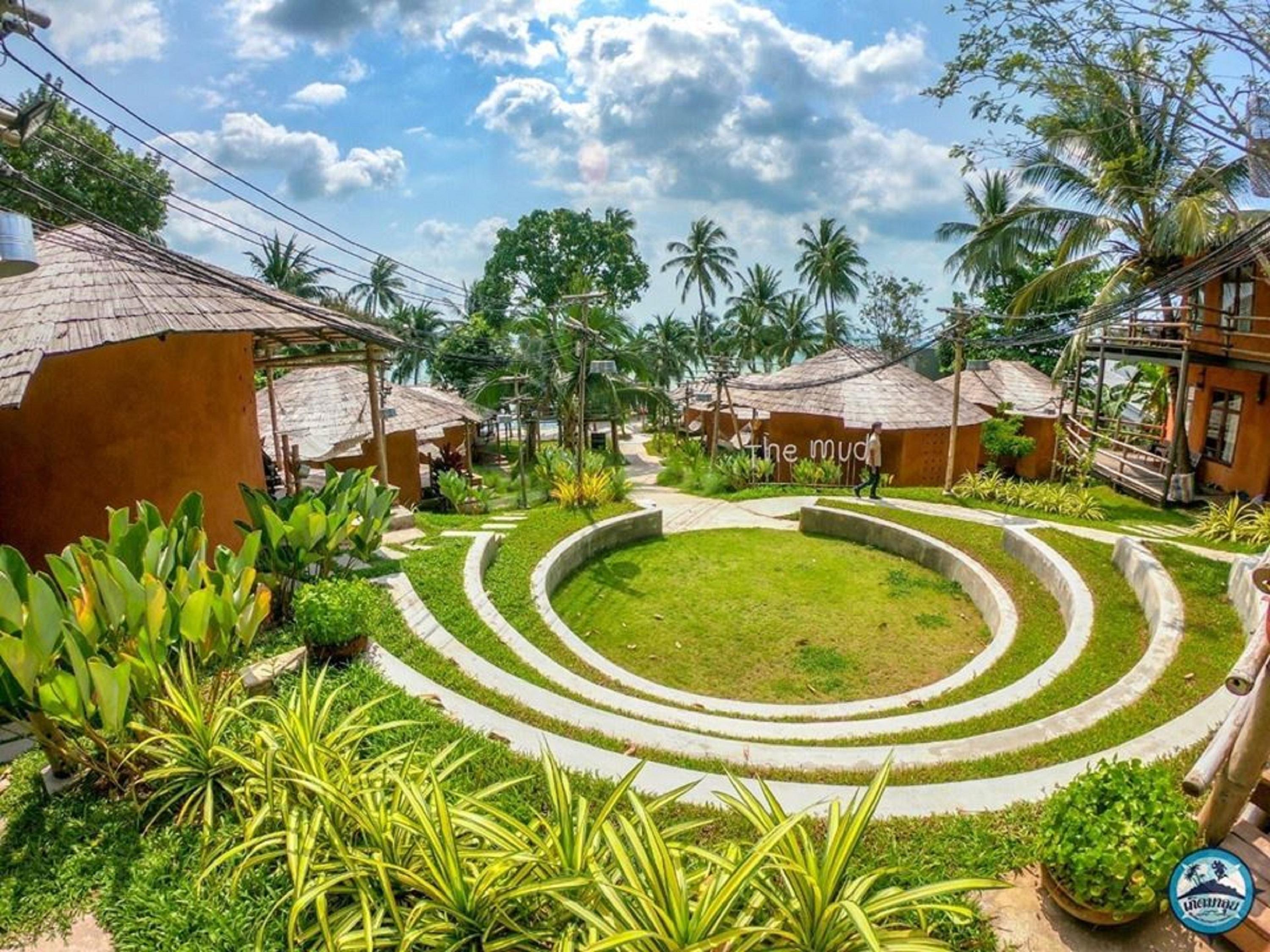 Resort The Mud - Eco Hotel