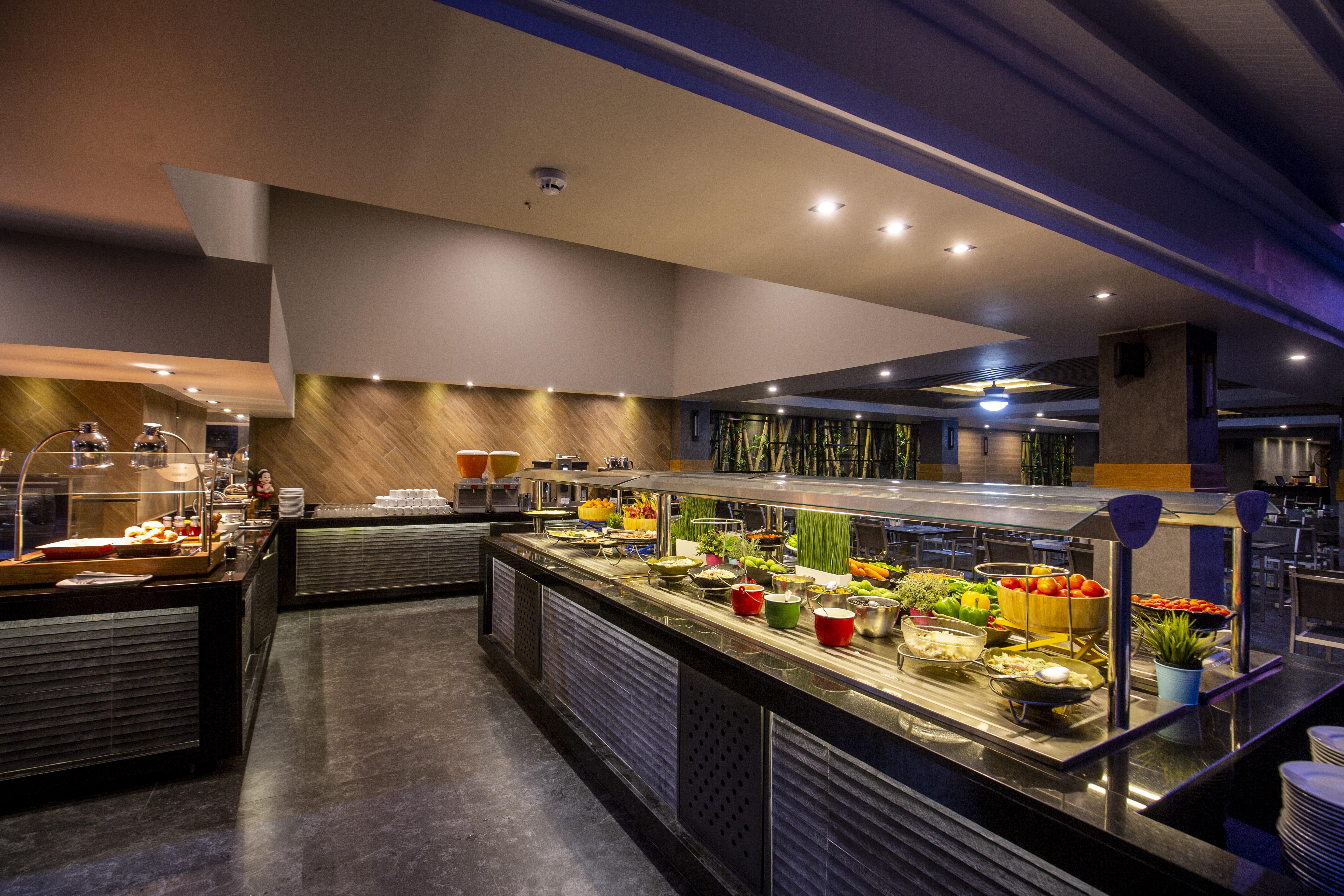 Hotel Woovo Phuket 4*