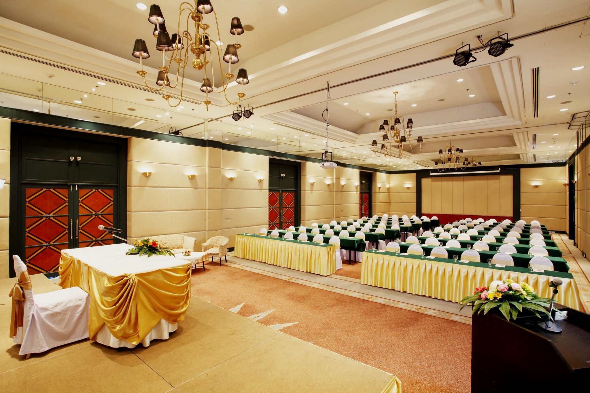 Hotel Centara Yai