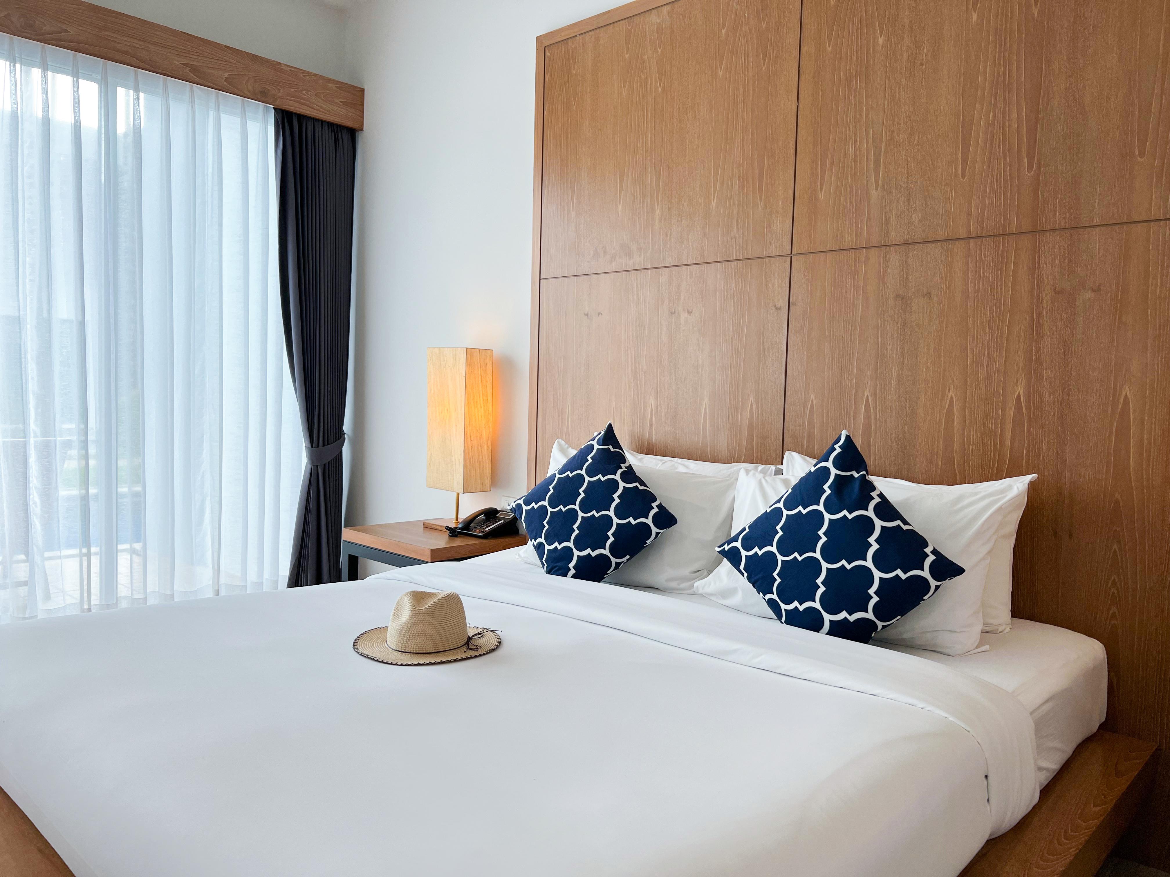 Resort Blu Pine & Pool Access - Sha Phuket