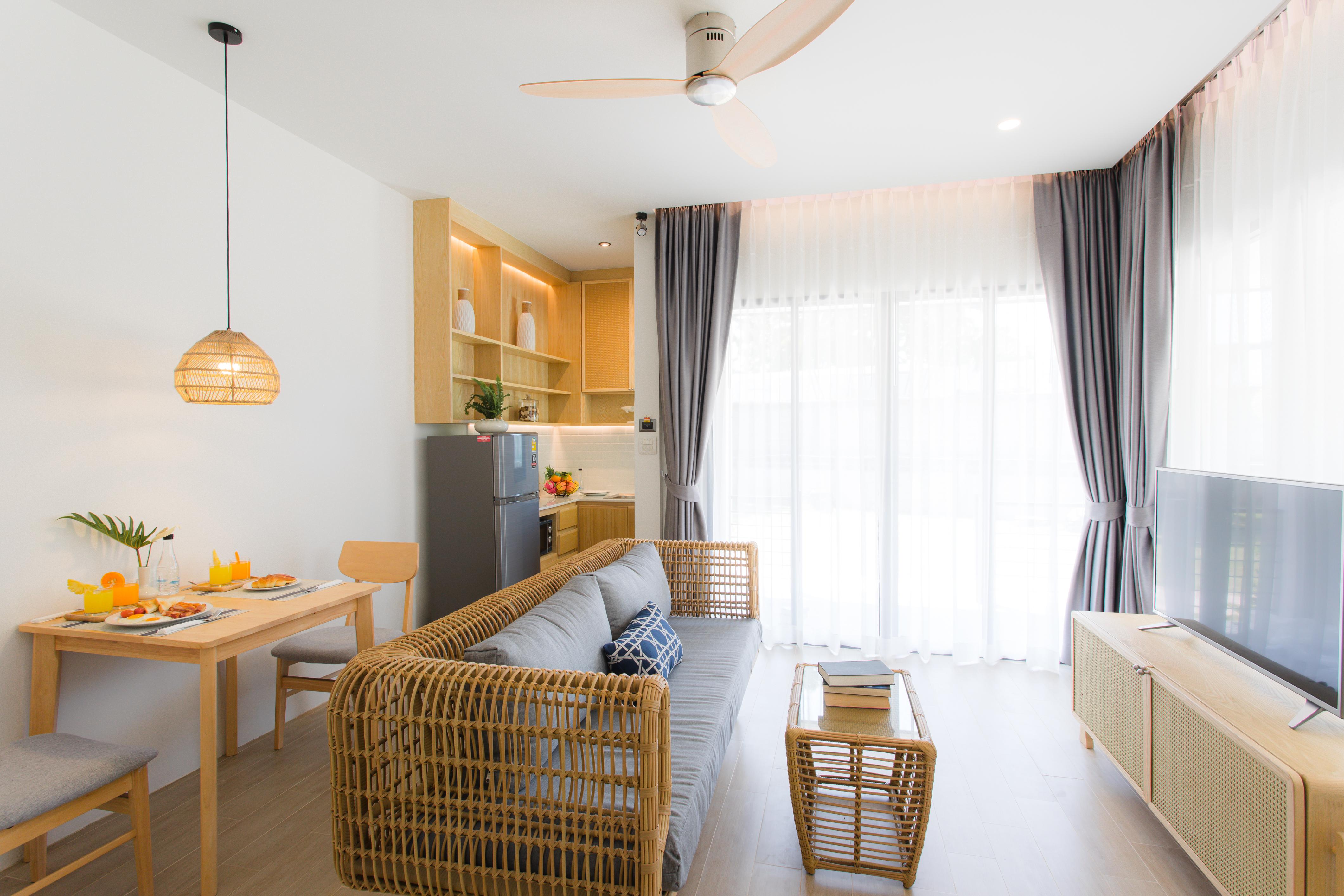 Blu Pine & Pool Access - Sha Phuket