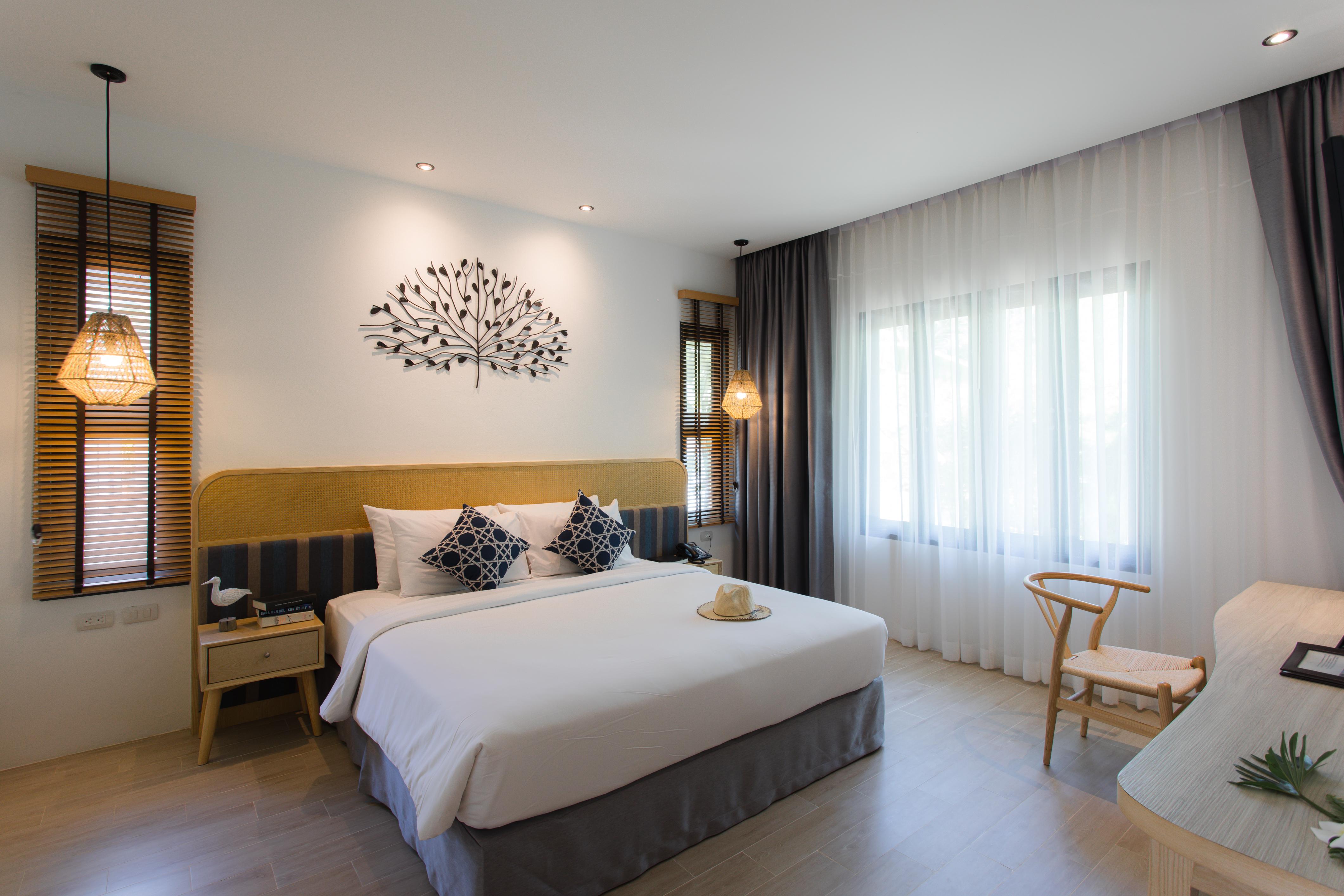 Blu Pine & Pool Access - Sha Resort Phuket
