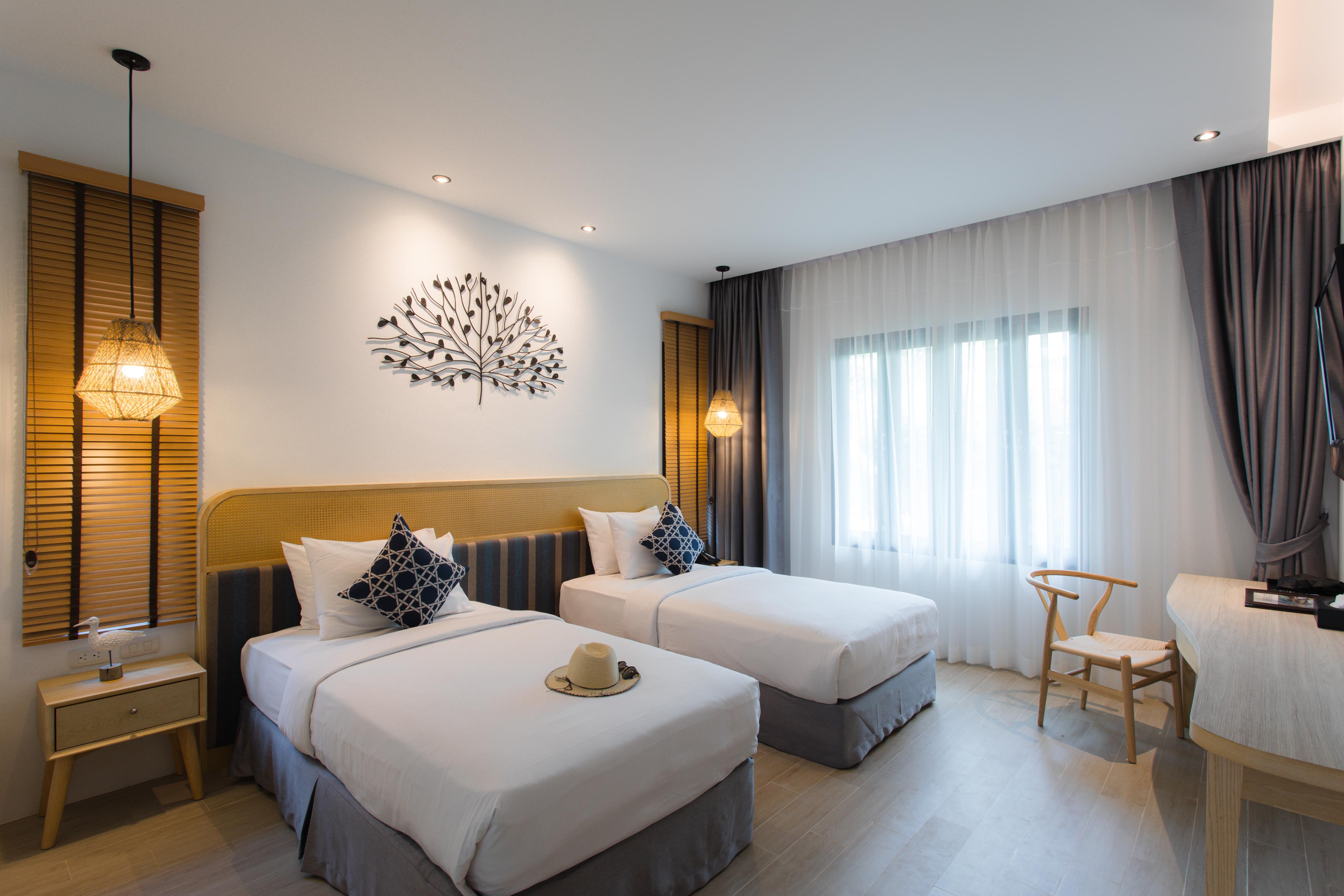 Blu Pine & Pool Access - Sha 4* Phuket