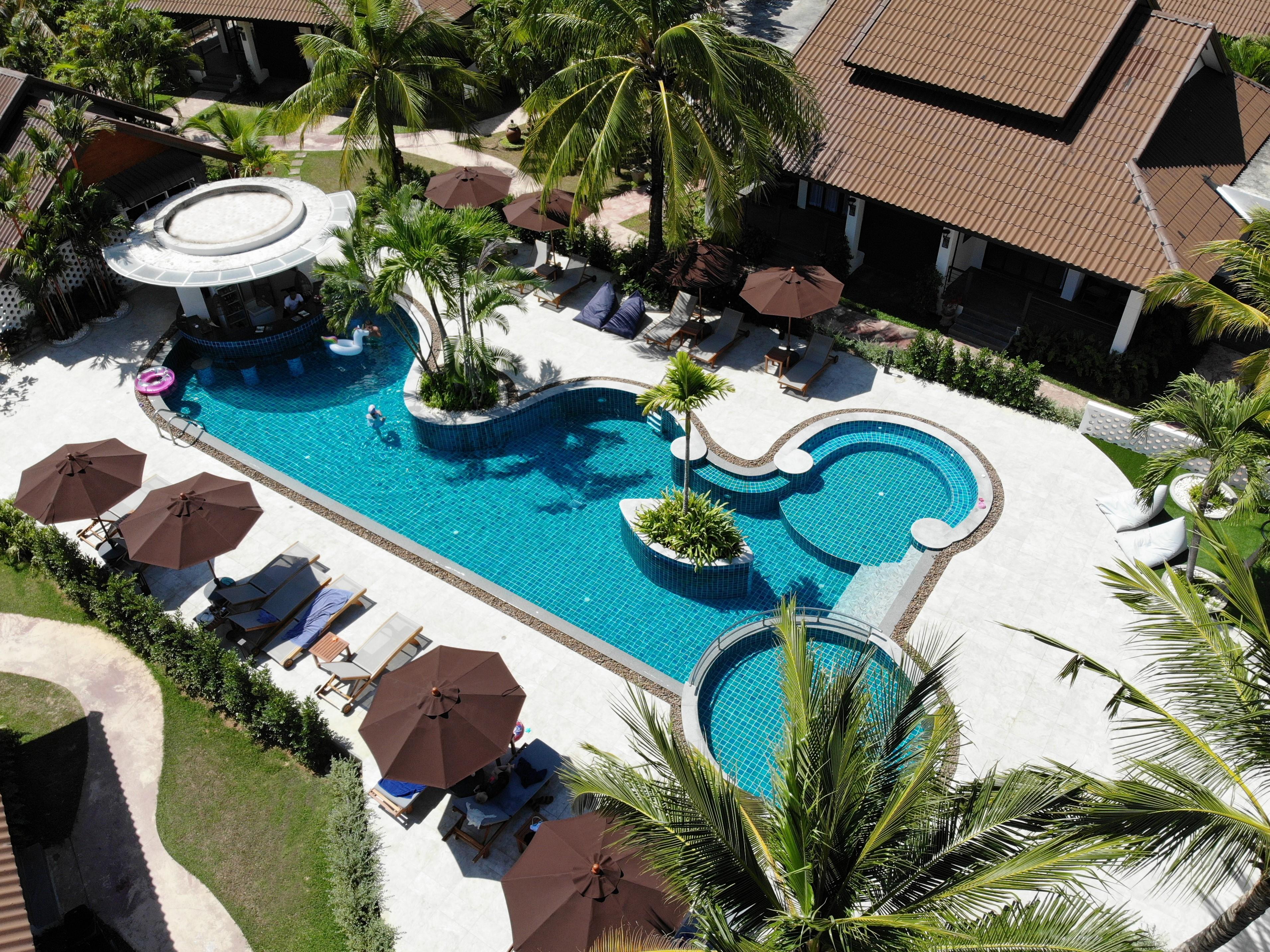 Resort Blu Pine & Pool Access - Sha 4*