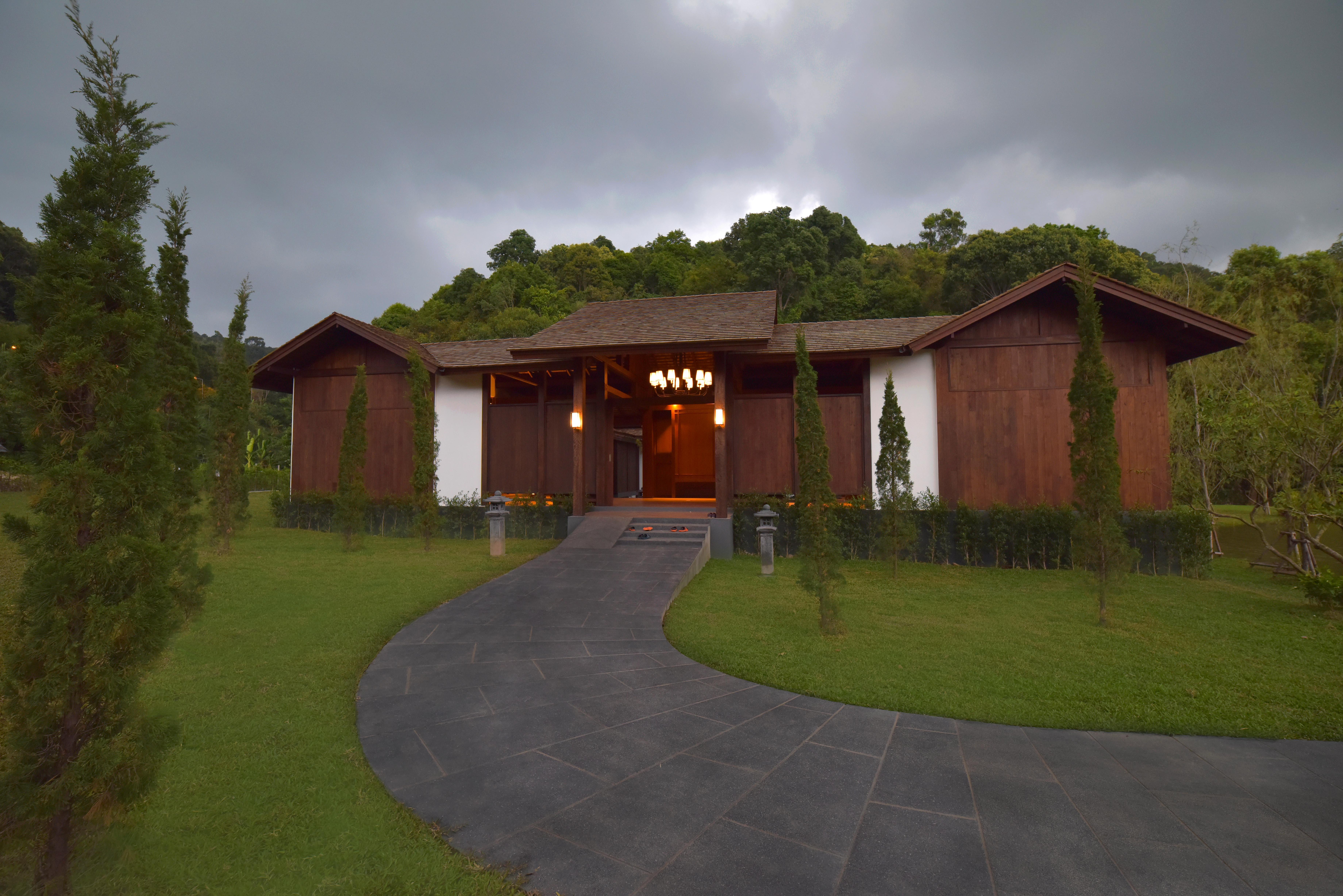 Onsen At Moncham 5*