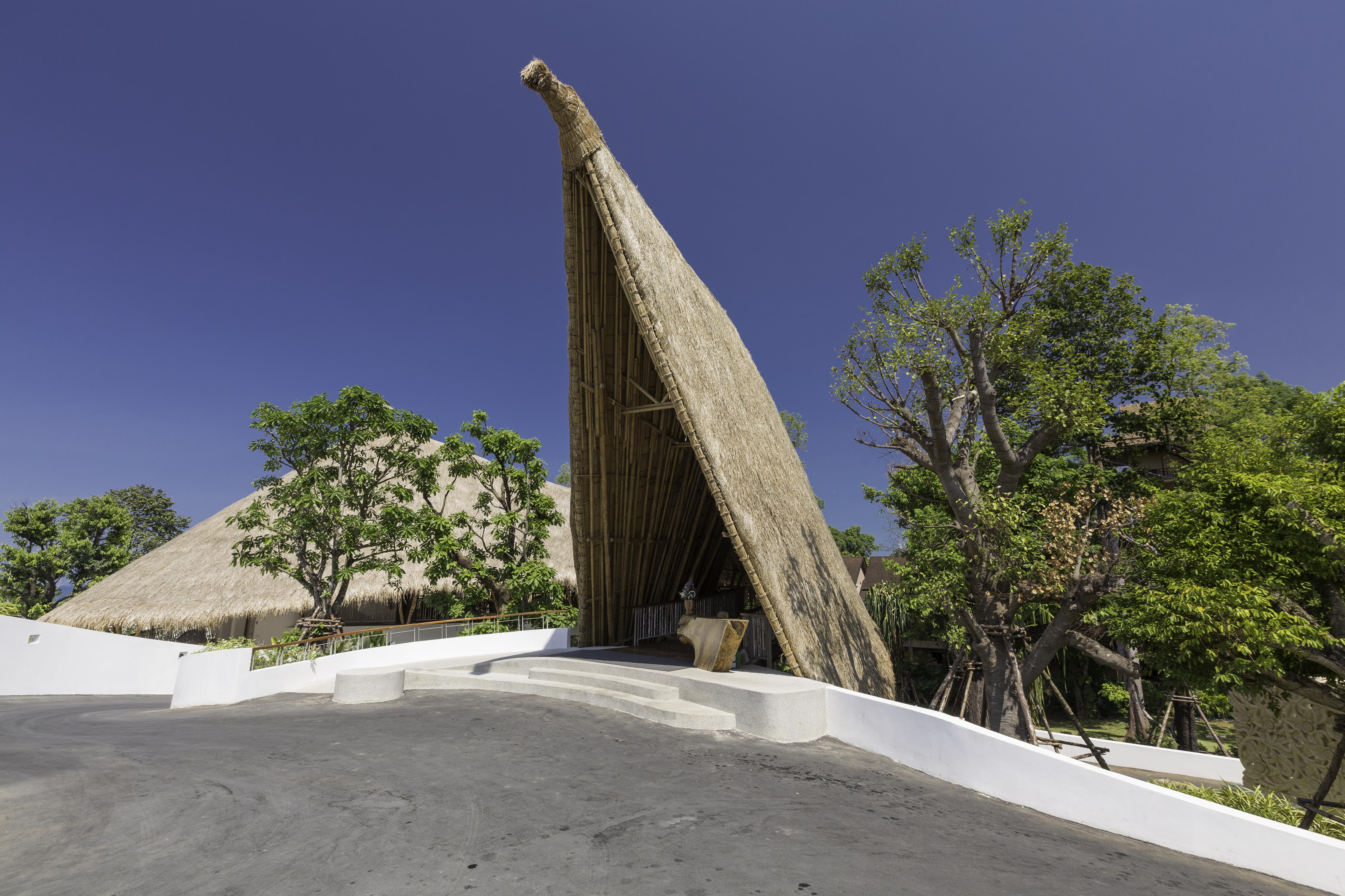 Eden Khaolak And A Lopesan Collection - Sha Extra