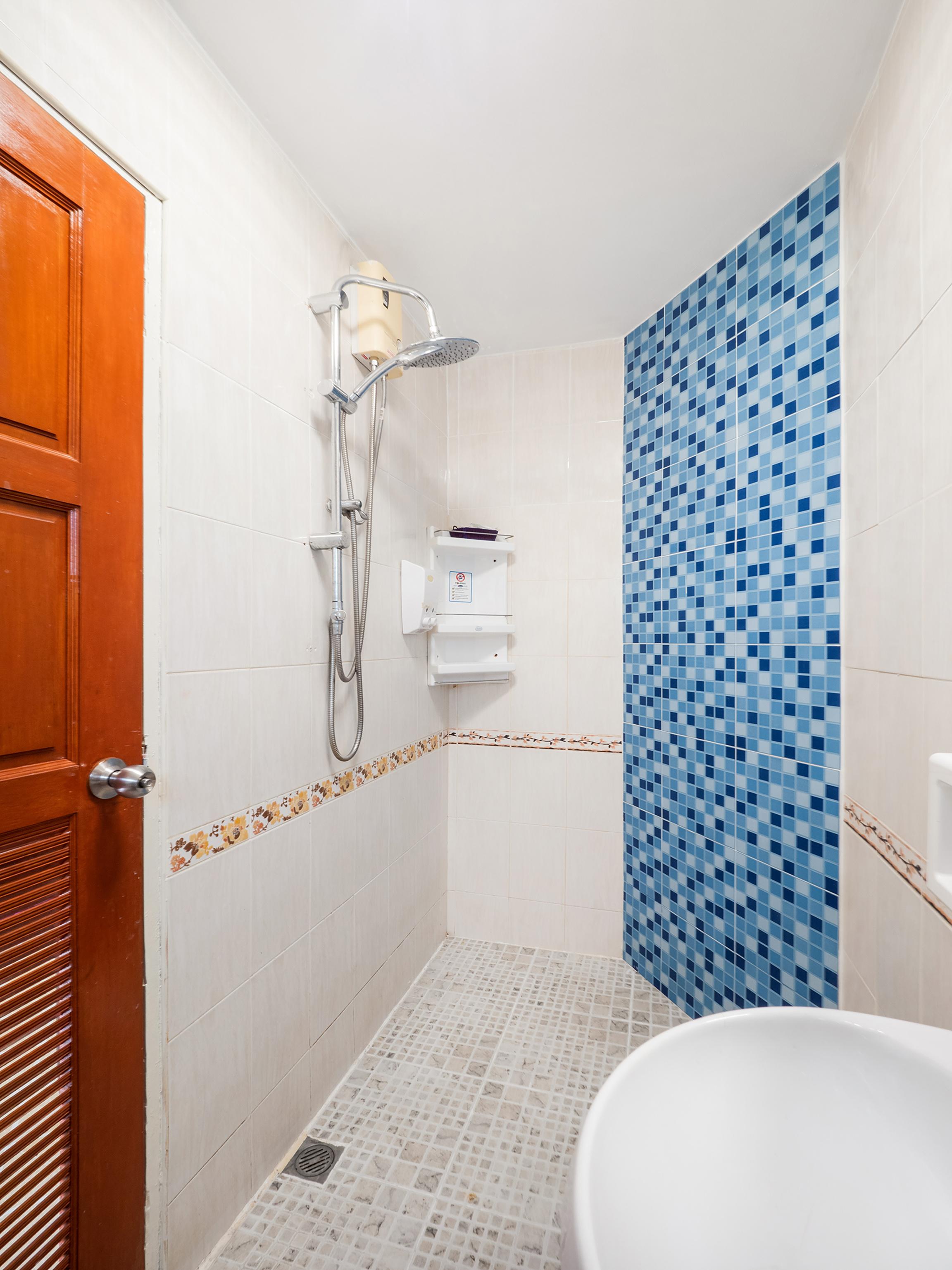 Oyo 75375 Lisa Hotel 2*