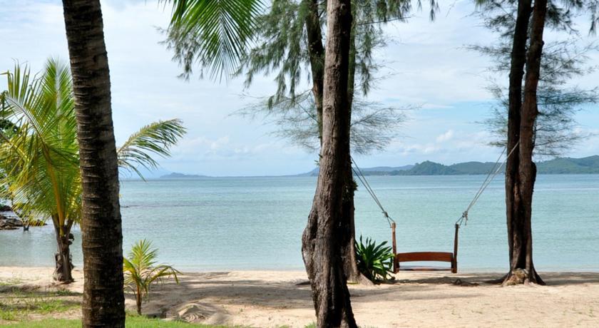 White Dragon Sea View Villa