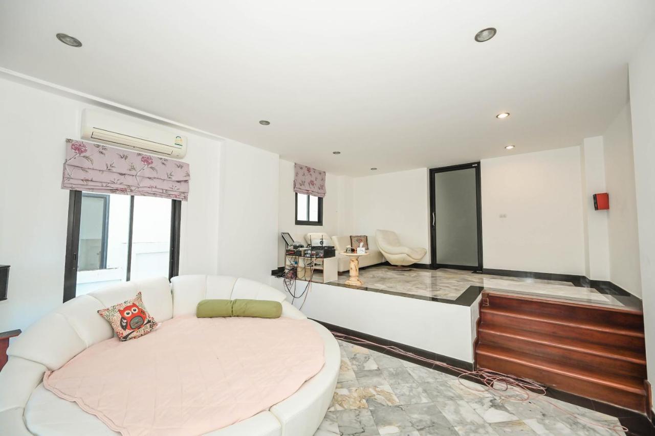 Bangpor Seaview Villa