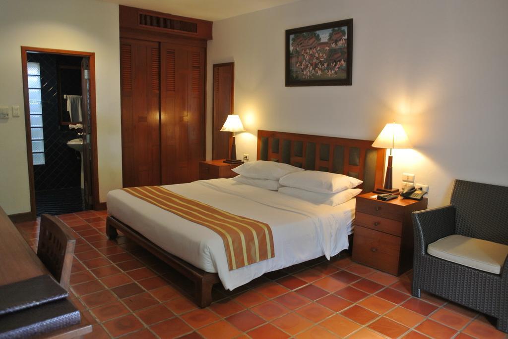 Resort Salathai 2*