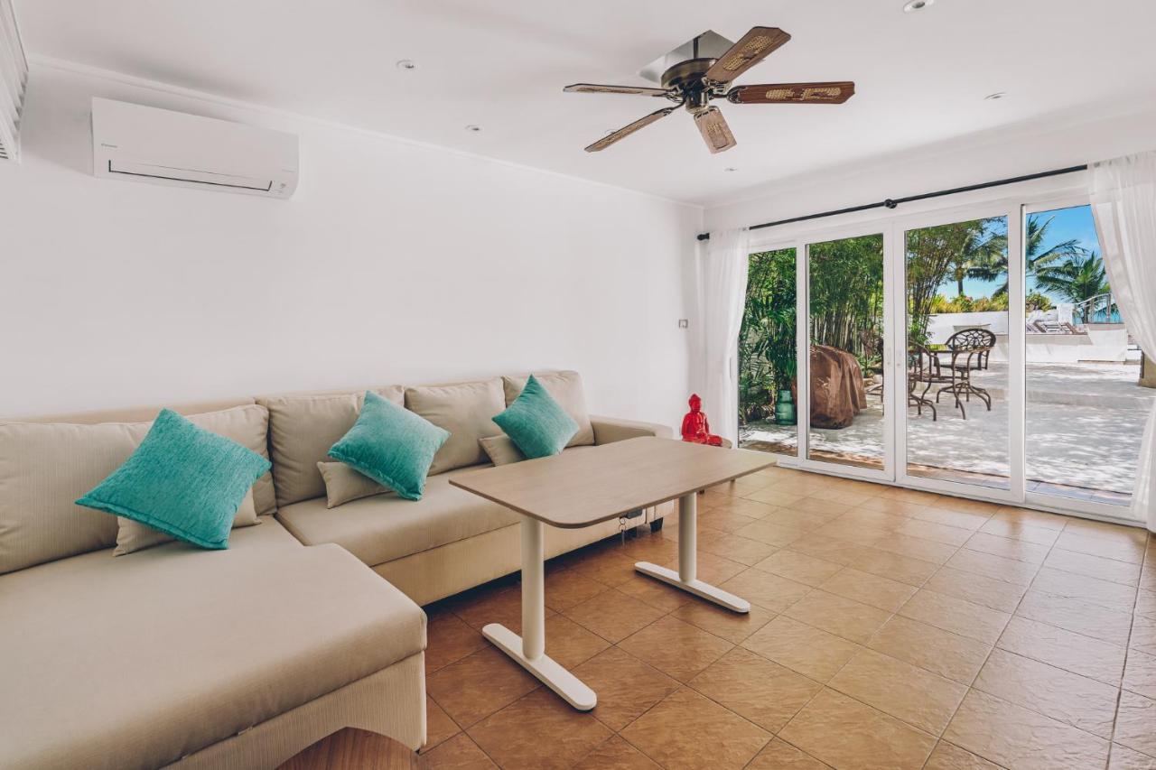 Samui Art Villa *