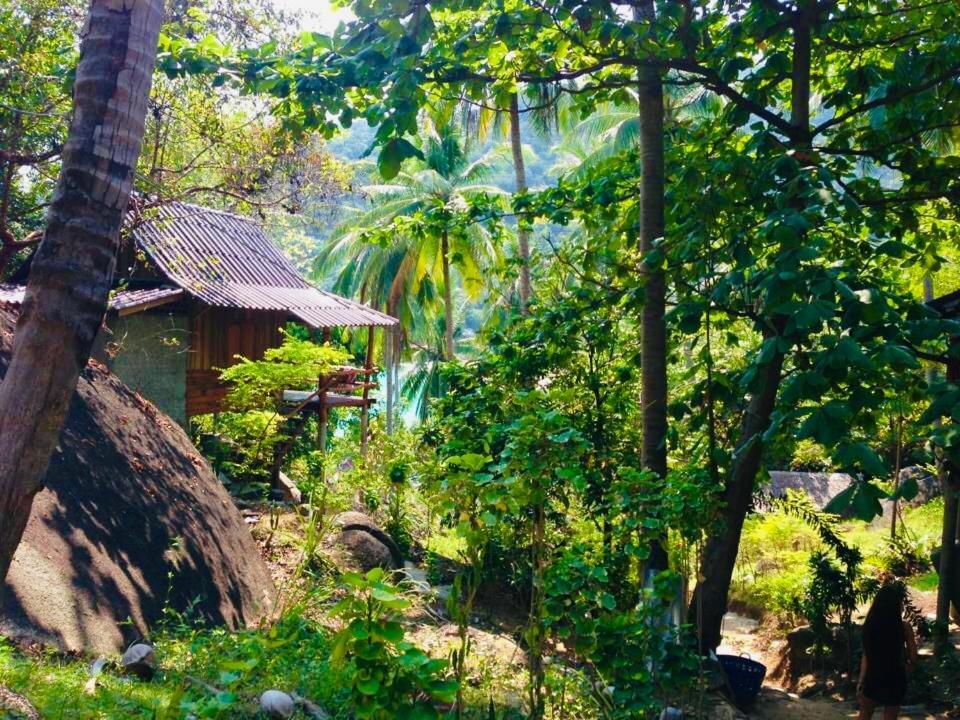 Bambu Huts Resort Baan Tai