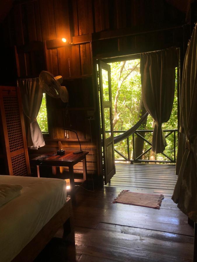Bambu Huts