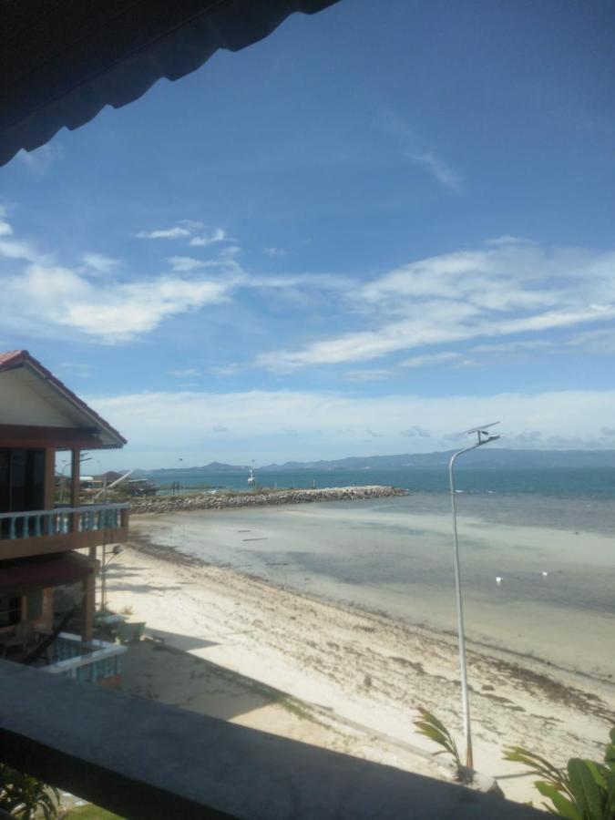 Charung Hotel Haad Rin