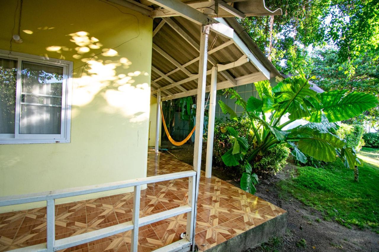 Resort Colorful Hut Ko Pha Ngan