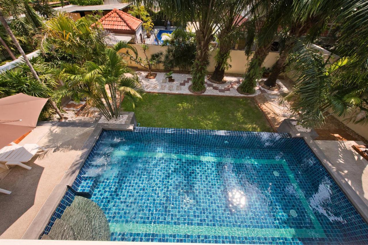 Villa Tropicana Pool *