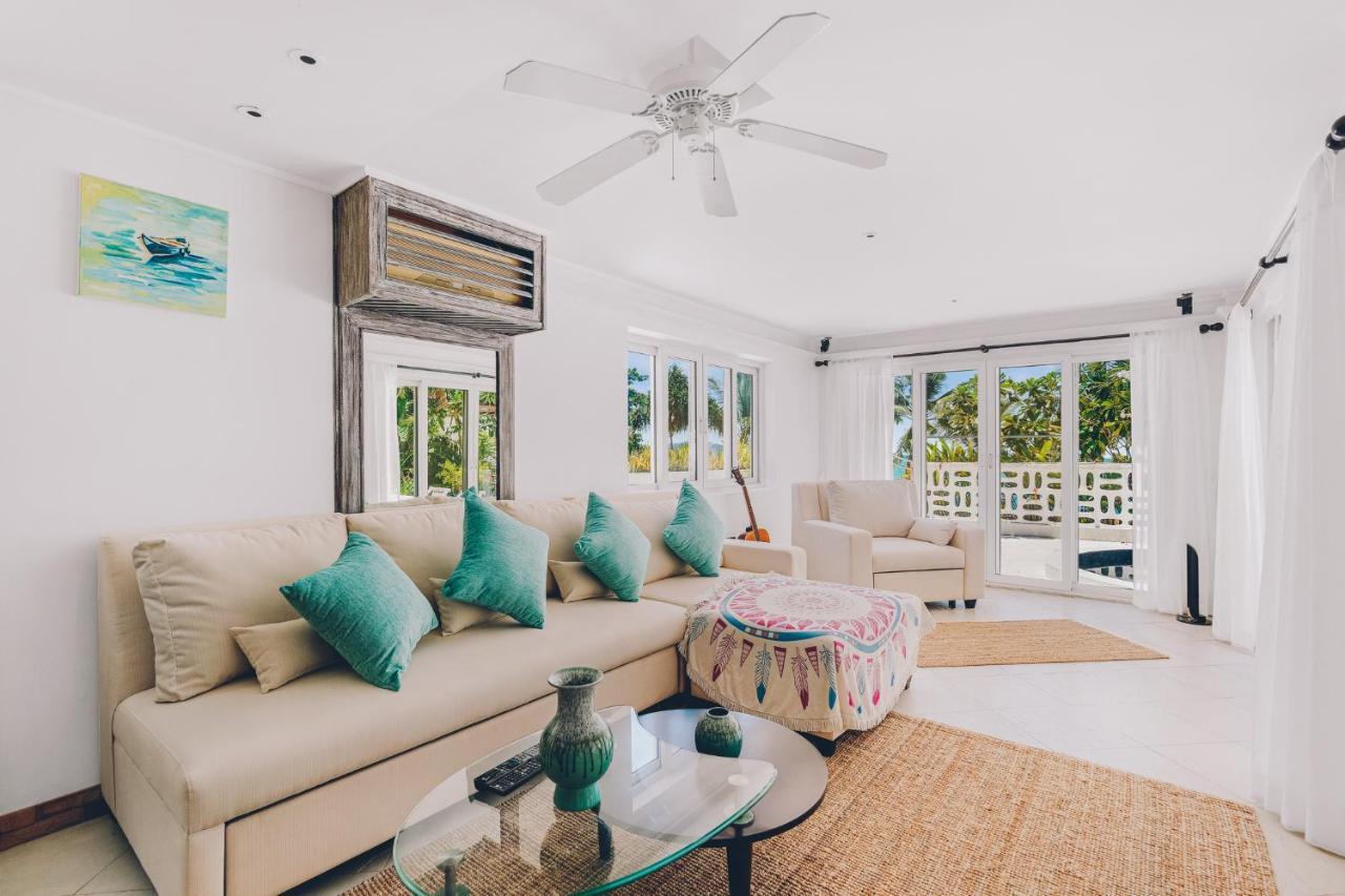 Samui Art Villa *