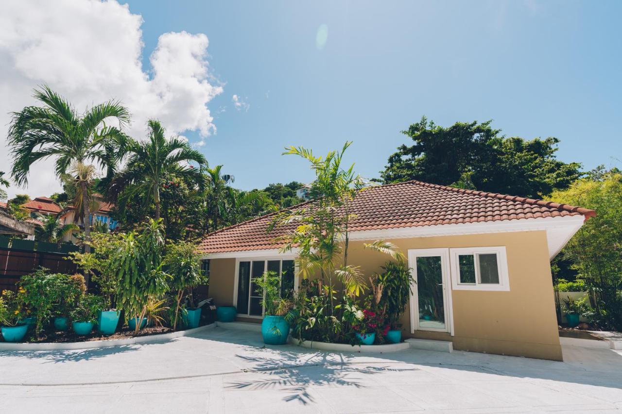 Samui Art Villa *