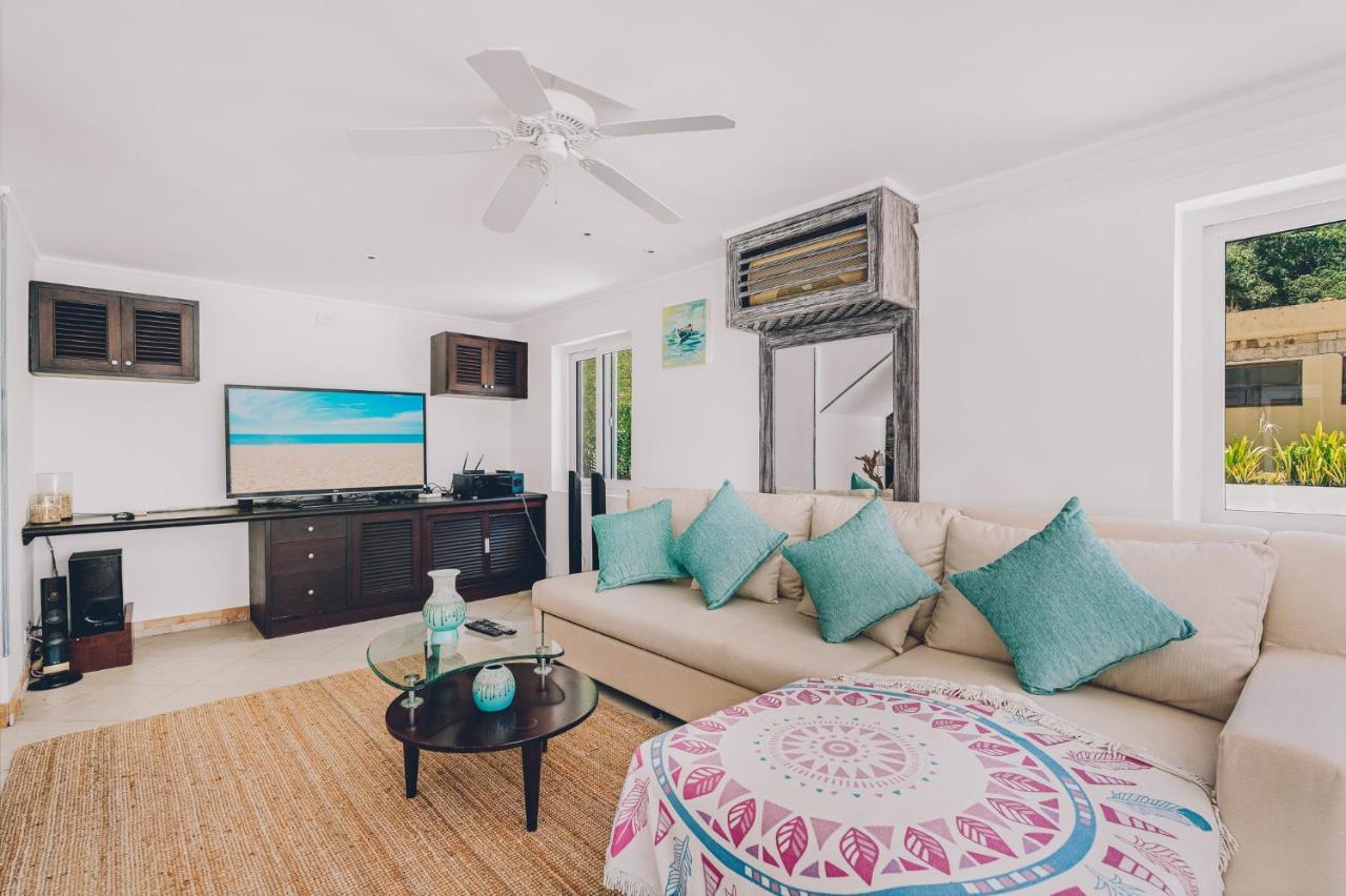 Villa Samui Art
