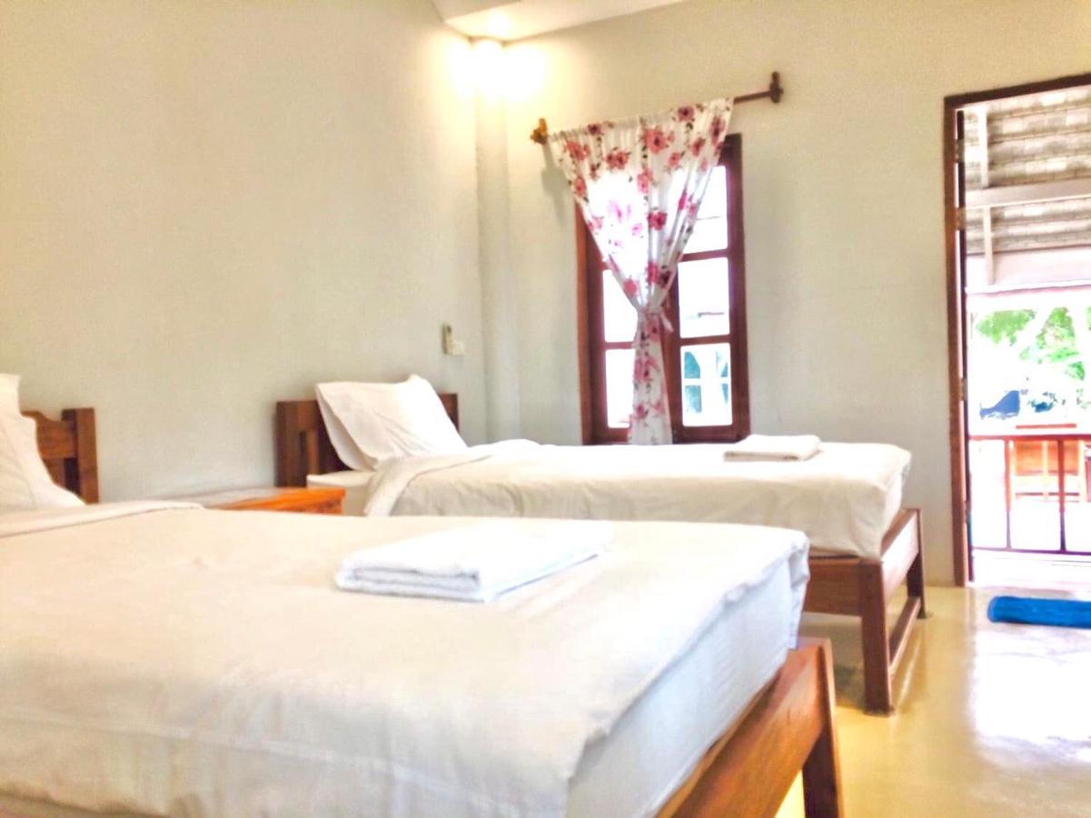 Flora Resort