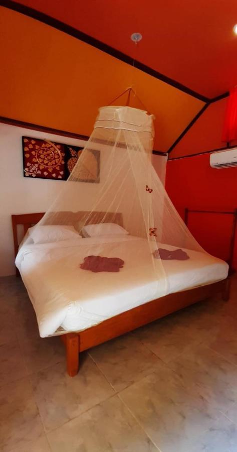 Hostel Long Garden Koh Lanta