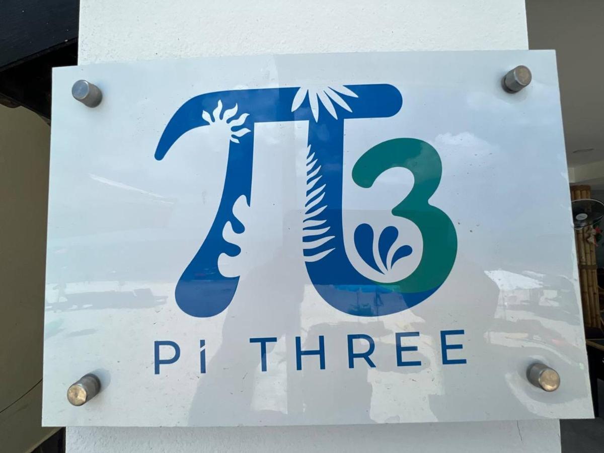Pi3 Hotel