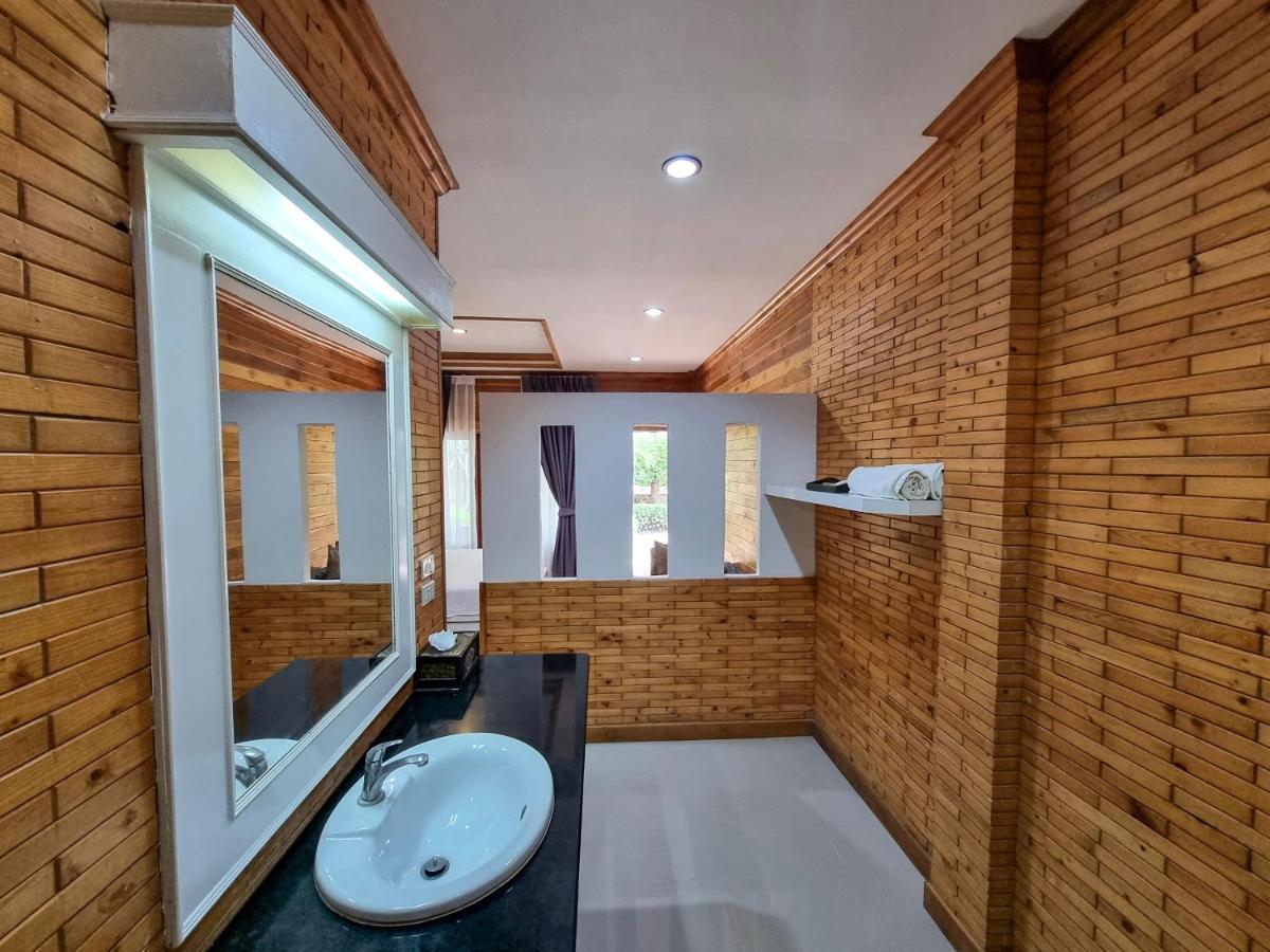 Phuvara Boutique Aonang 3*