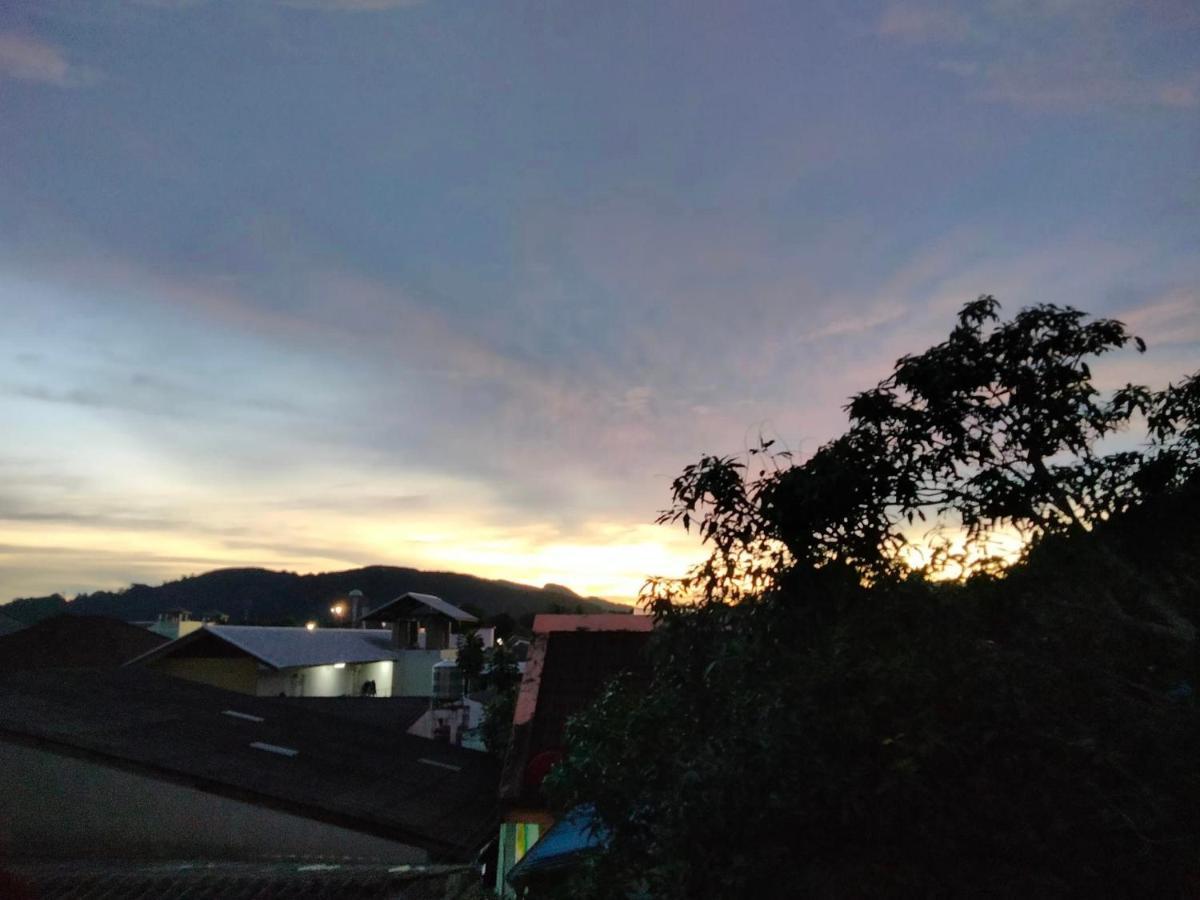 Apartamento Mom's Phuket