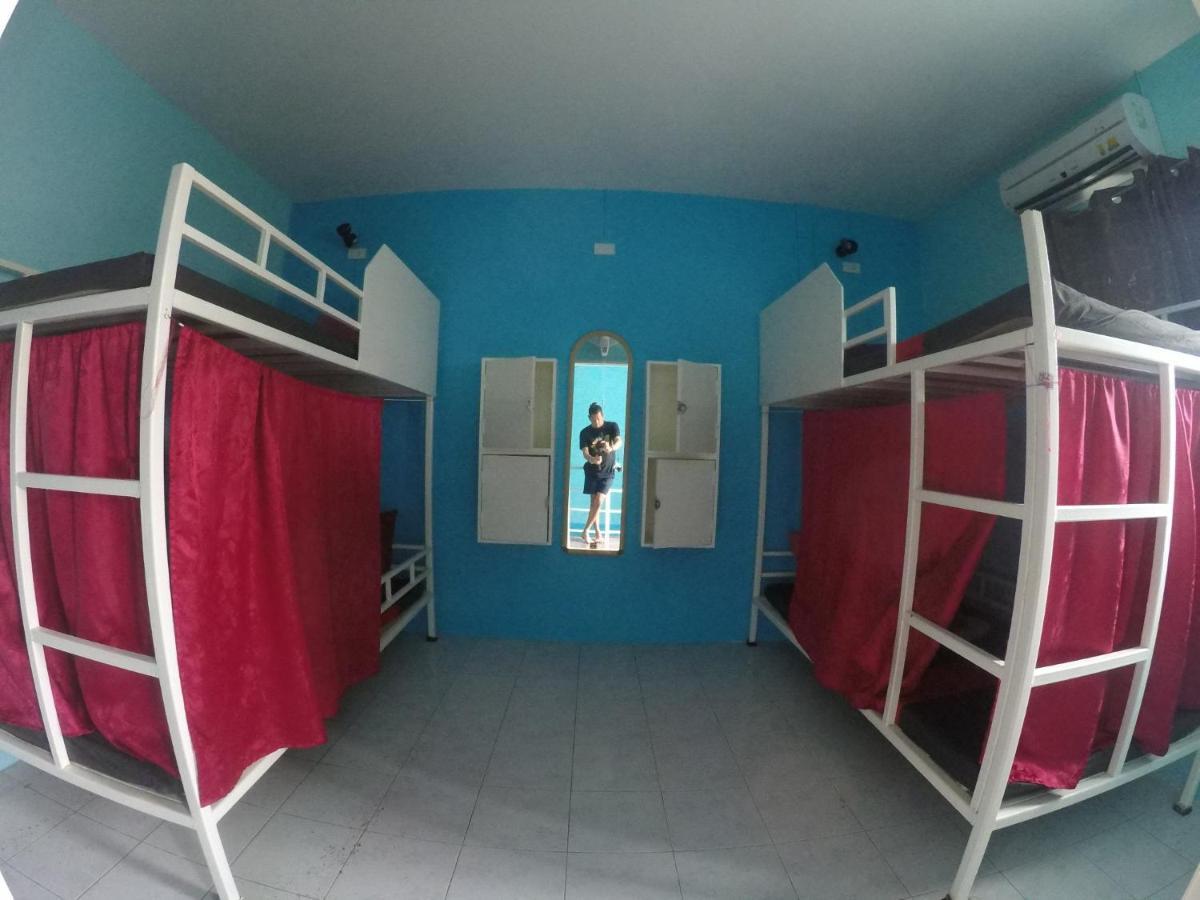 Hostel Rehab Phi Phi Don