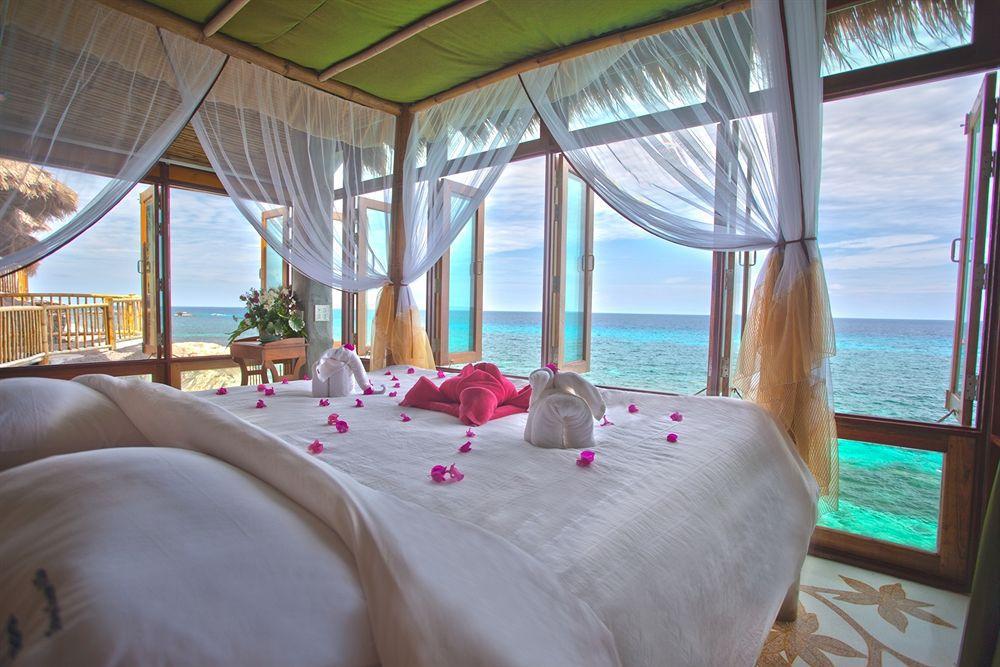 Bamboo Huts Resort