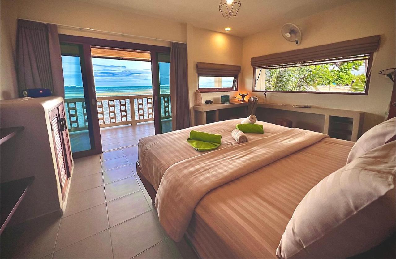 Three Rare & Private Front Guest house *