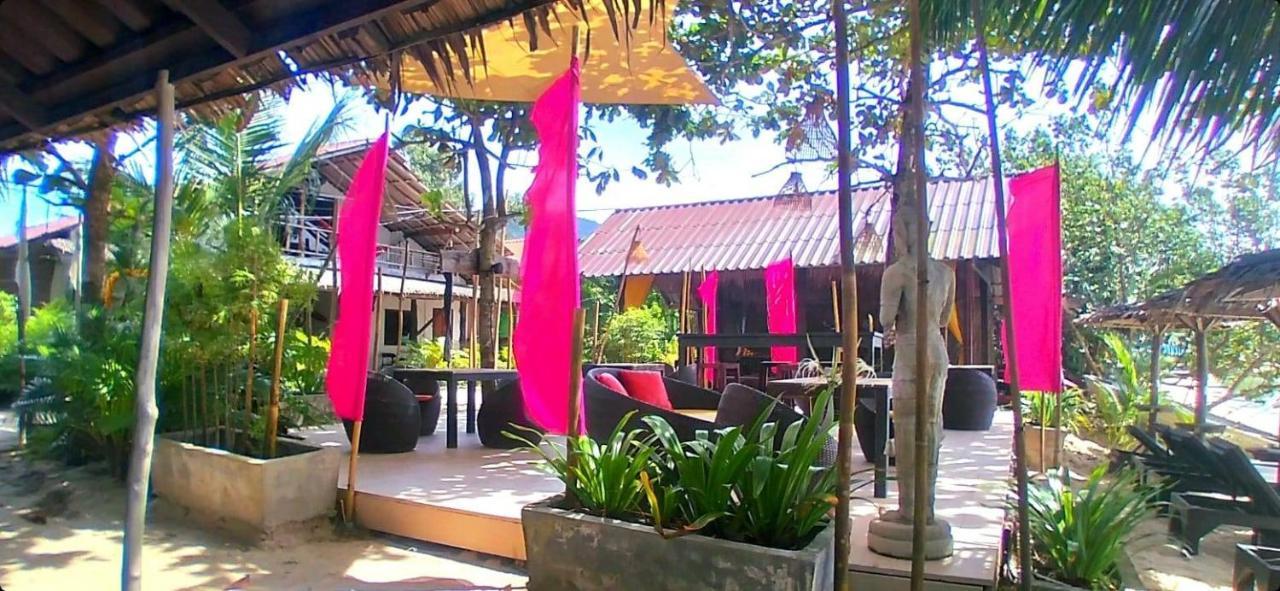 Guest house The Cafe