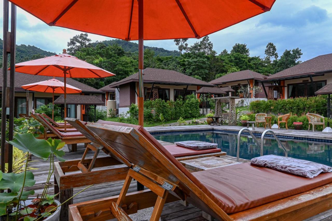 Cascade Tara Hotel Na Mueang
