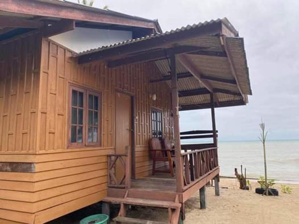 Pinks Guest house *