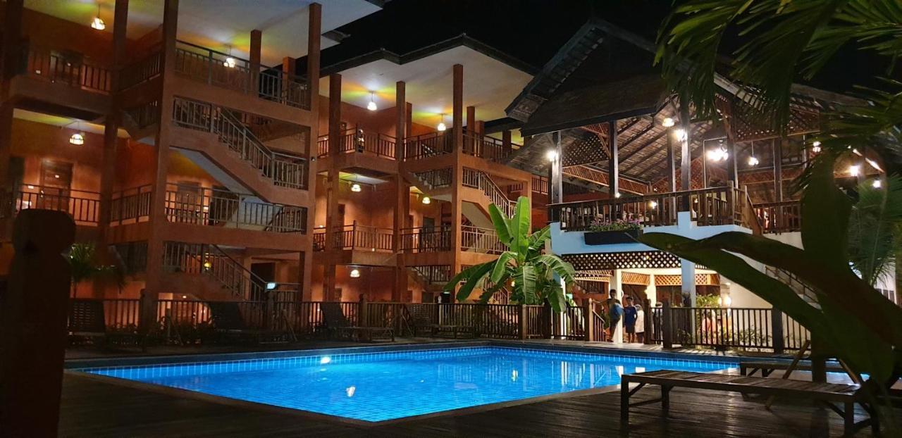 Rainforest Village *