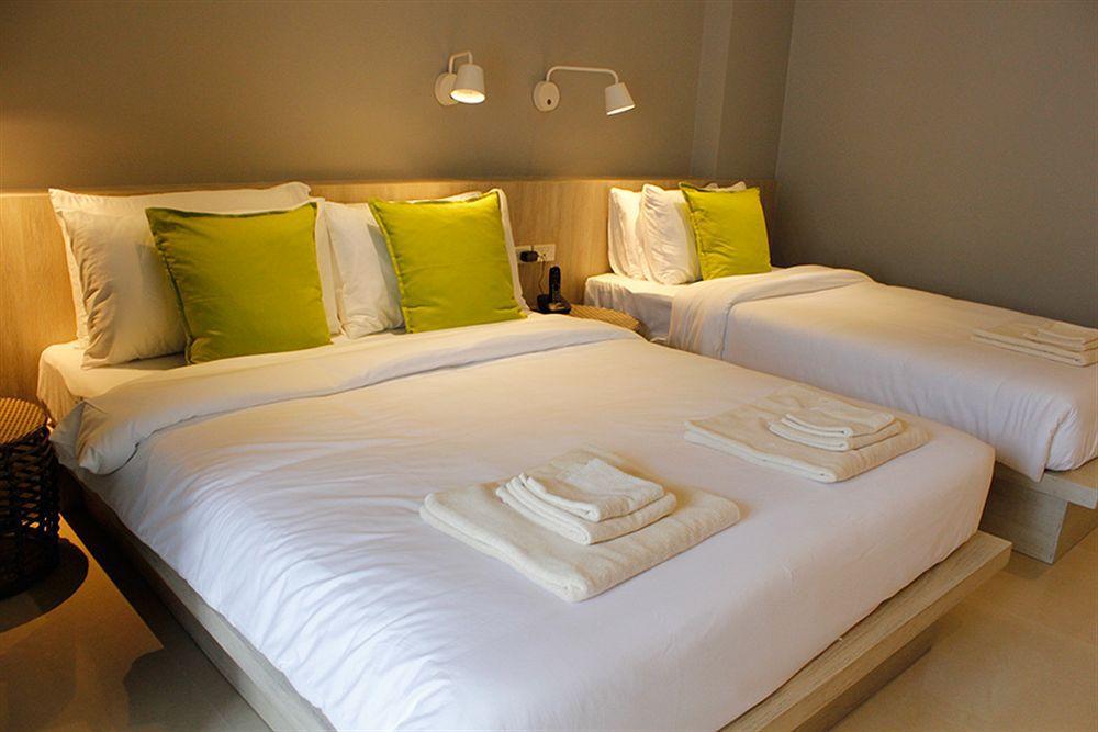 Ploen By Tolani 3*