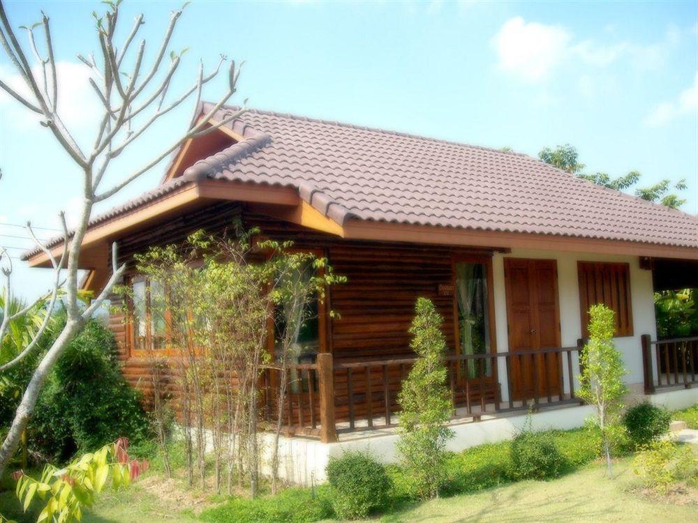 Ban Chomna Resort 3*