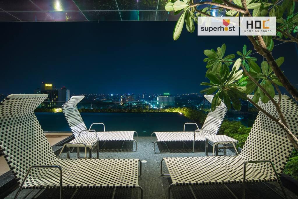 Cozy Luxury @ The Astra Apartment *