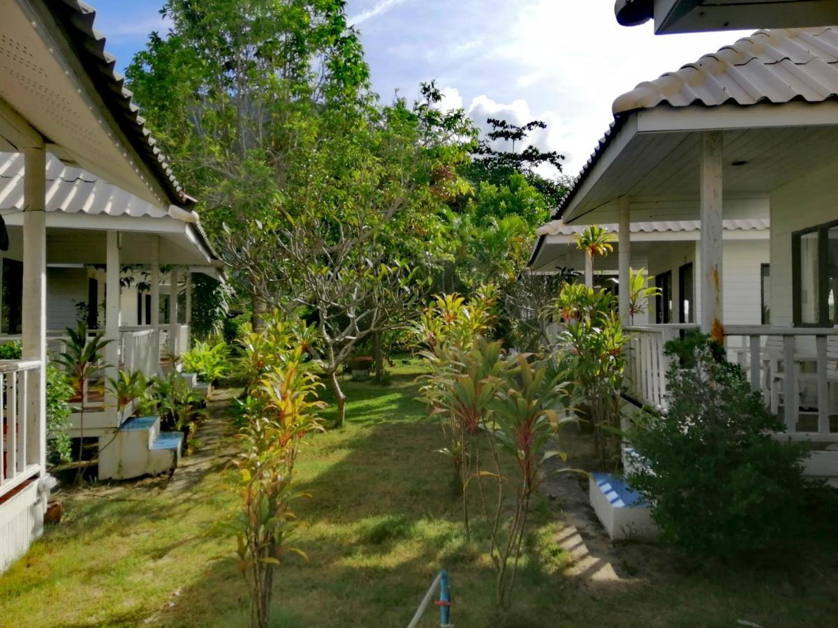 Thong Nai Pan * Thong Nai Pan Yai