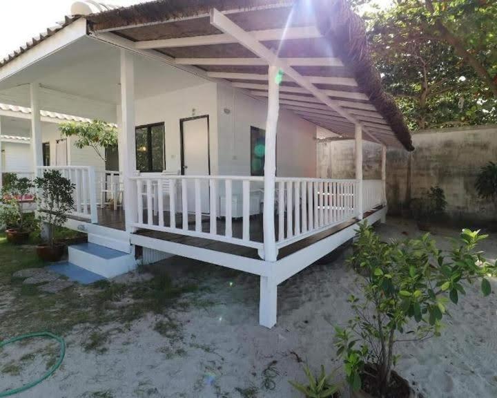 Thong Nai Pan * Thong Nai Pan Yai