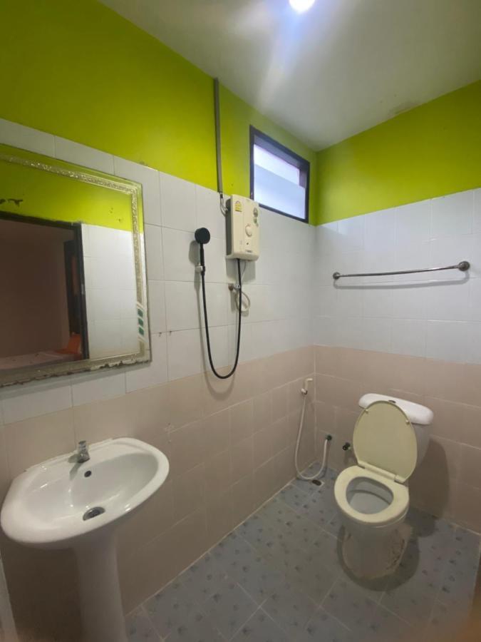 Hotel Pak Klong For Rent