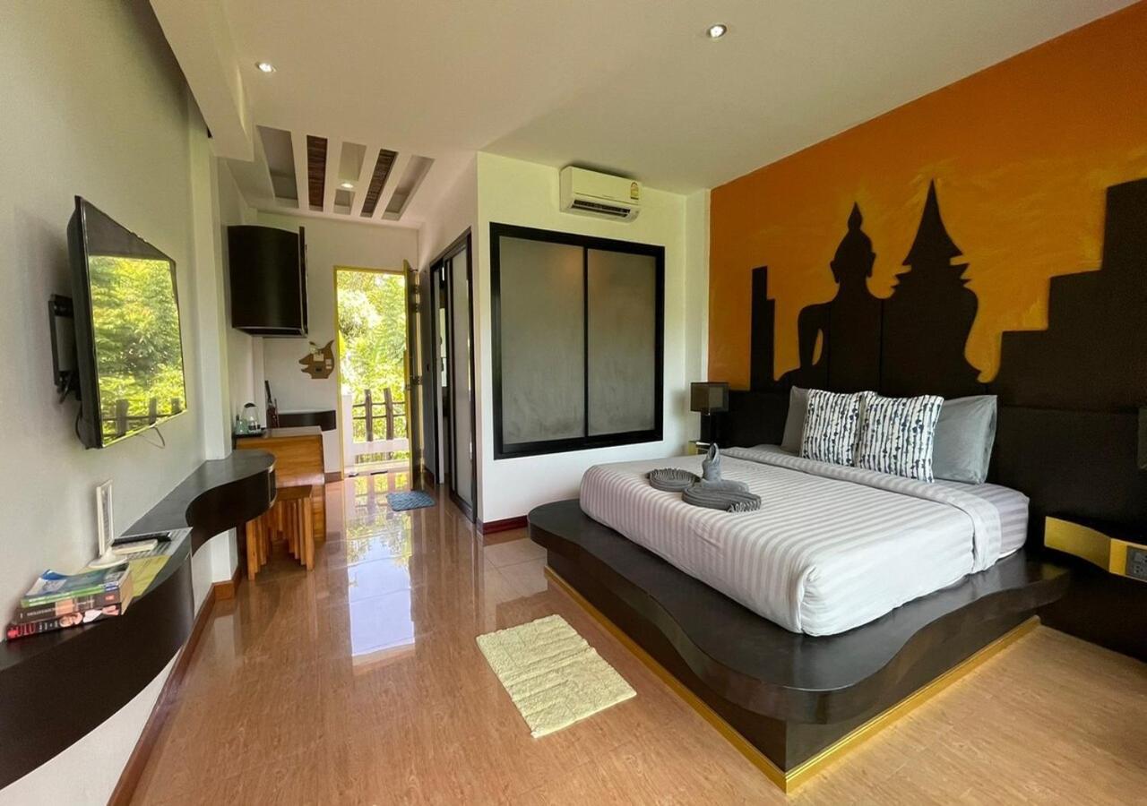 Resort Ac 2